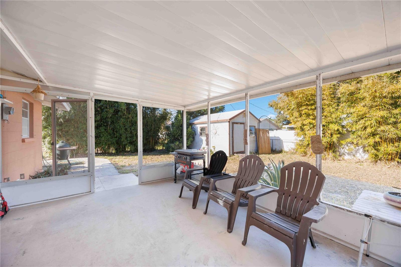 SOUTH VENICE - Residential