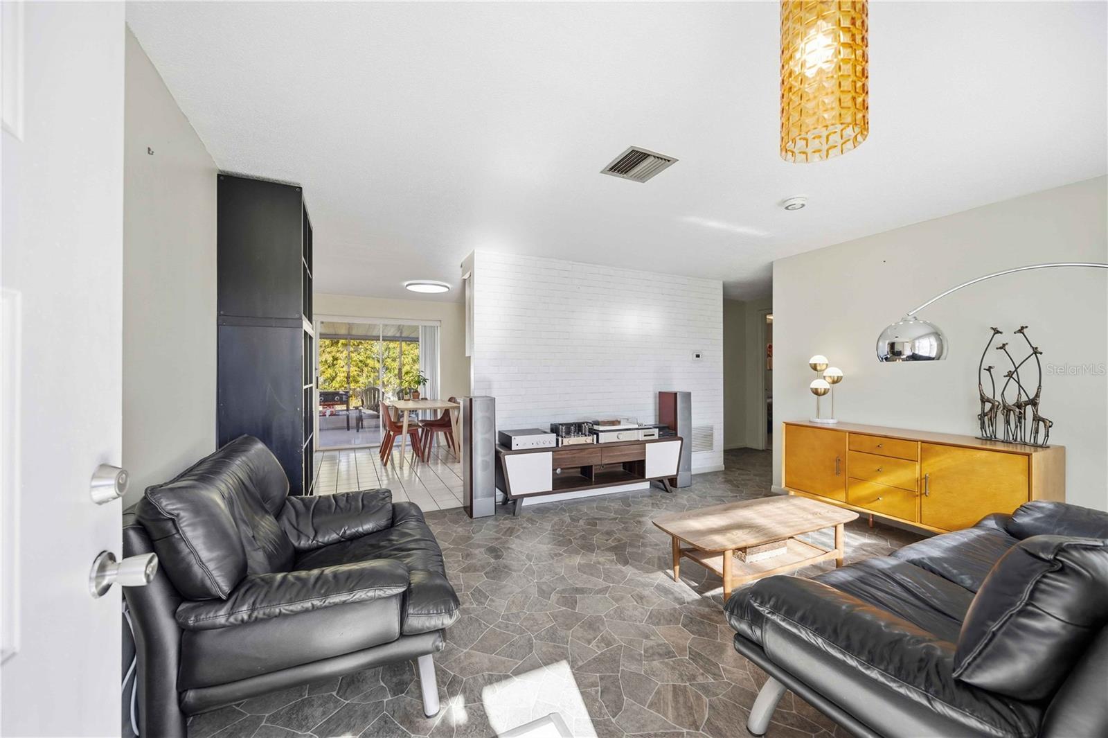 SOUTH VENICE - Residential