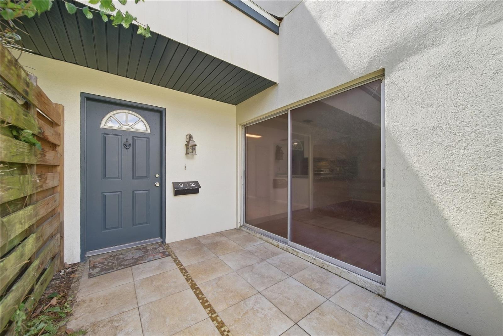 912 BYRON LANE 5C, SARASOTA, FL, 34243 3 912 BYRON LANE 5C