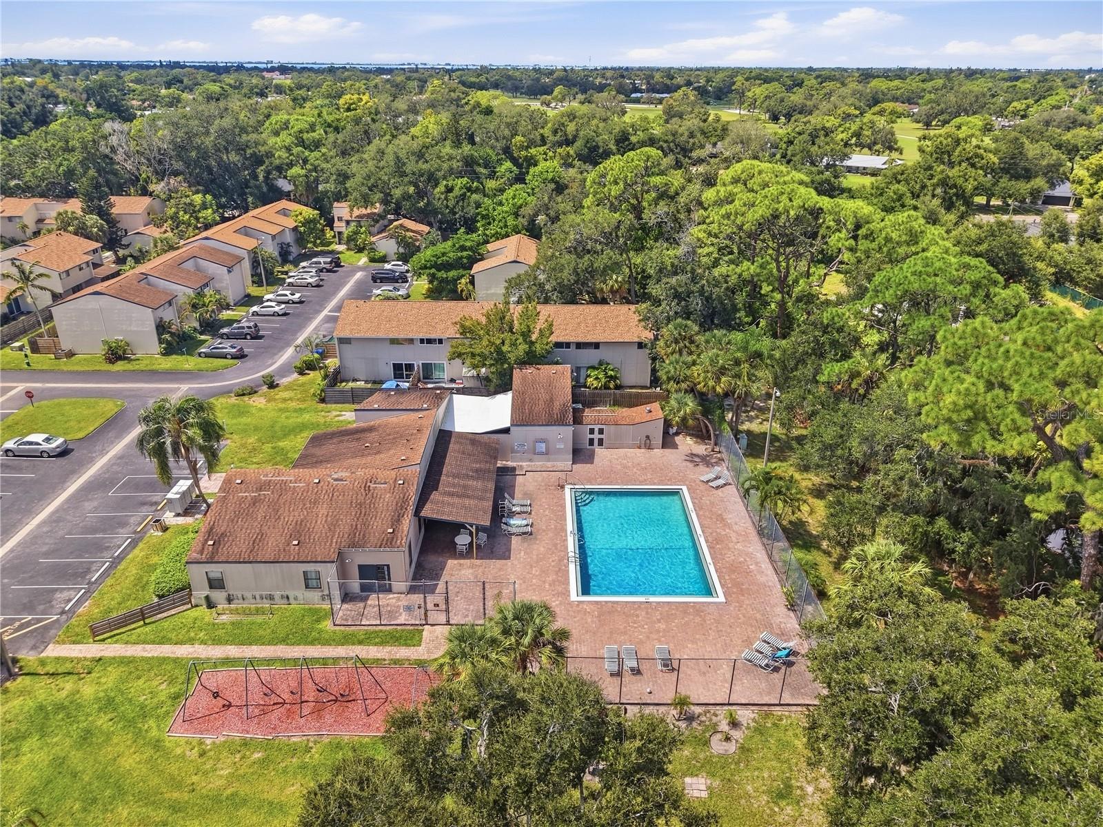 912 BYRON LANE 5C, SARASOTA, FL, 34243 2 912 BYRON LANE 5C