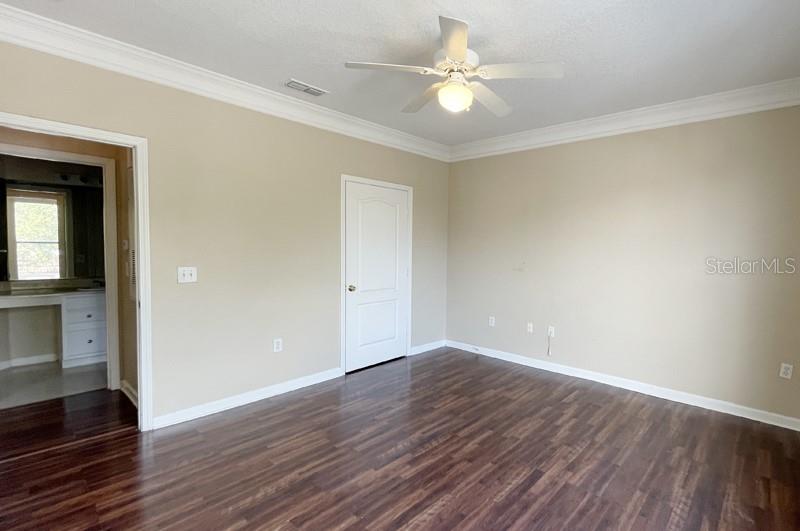 THE VILLAS CONDO - Residential