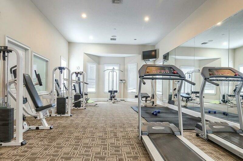 THE VILLAS CONDO - Residential