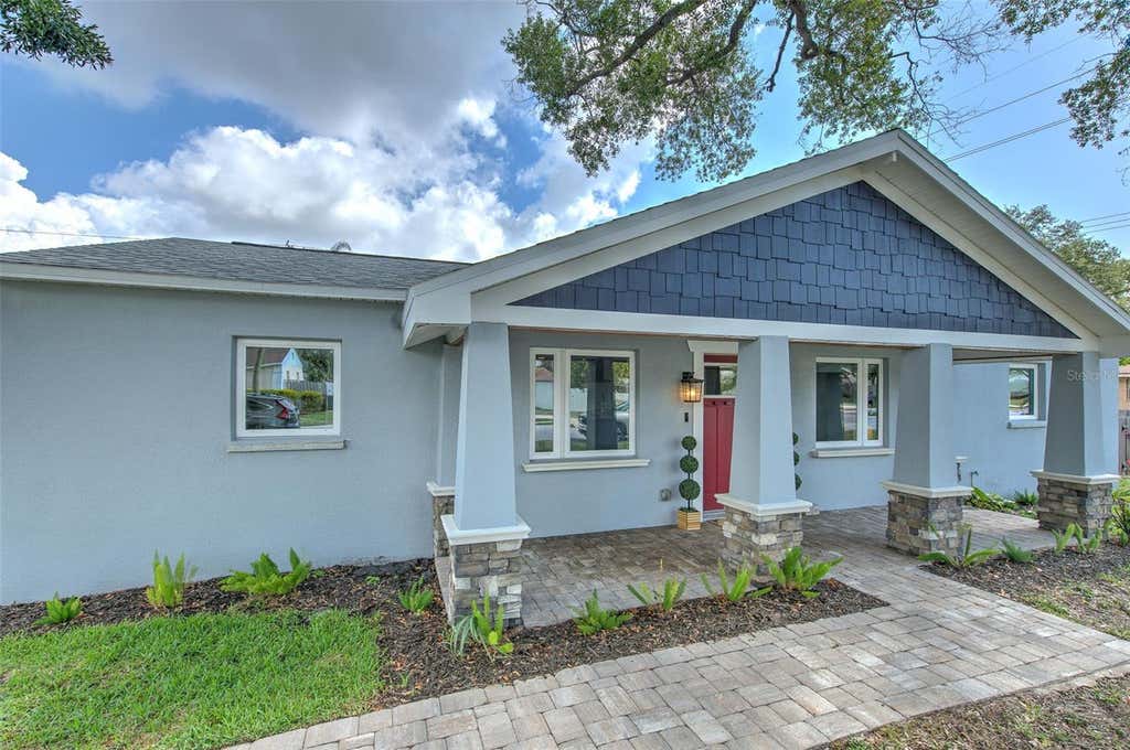 Photo of 4101 W Bay Villa Avenue, Tampa, FL 33611 (MLS # TB8526981)