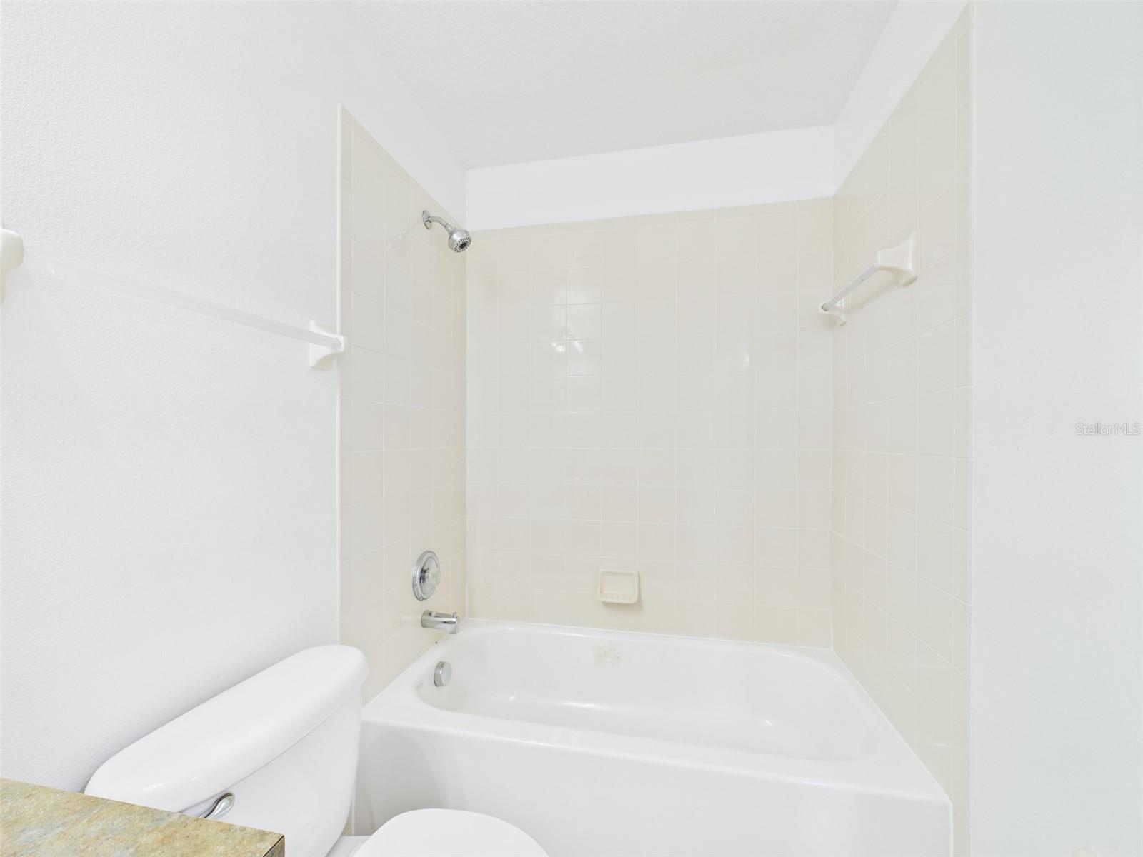 LAKEWOOD MANOR A B & D - Residential