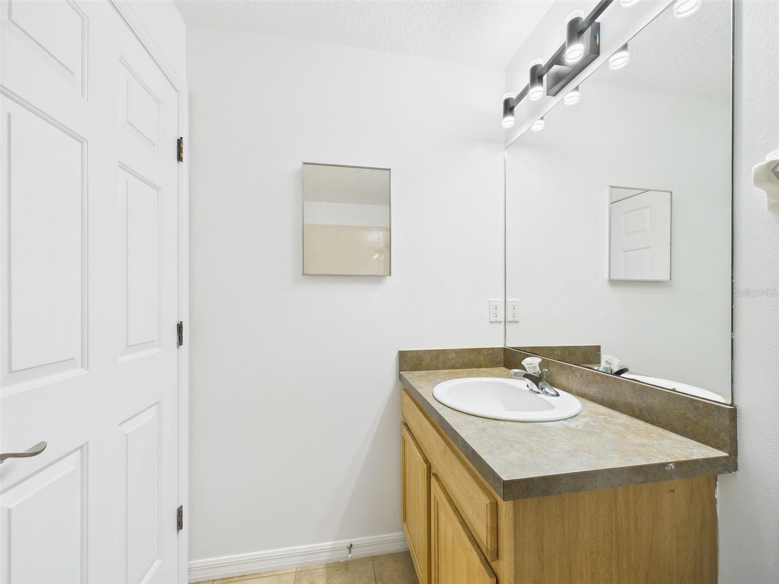 LAKEWOOD MANOR A B & D - Residential
