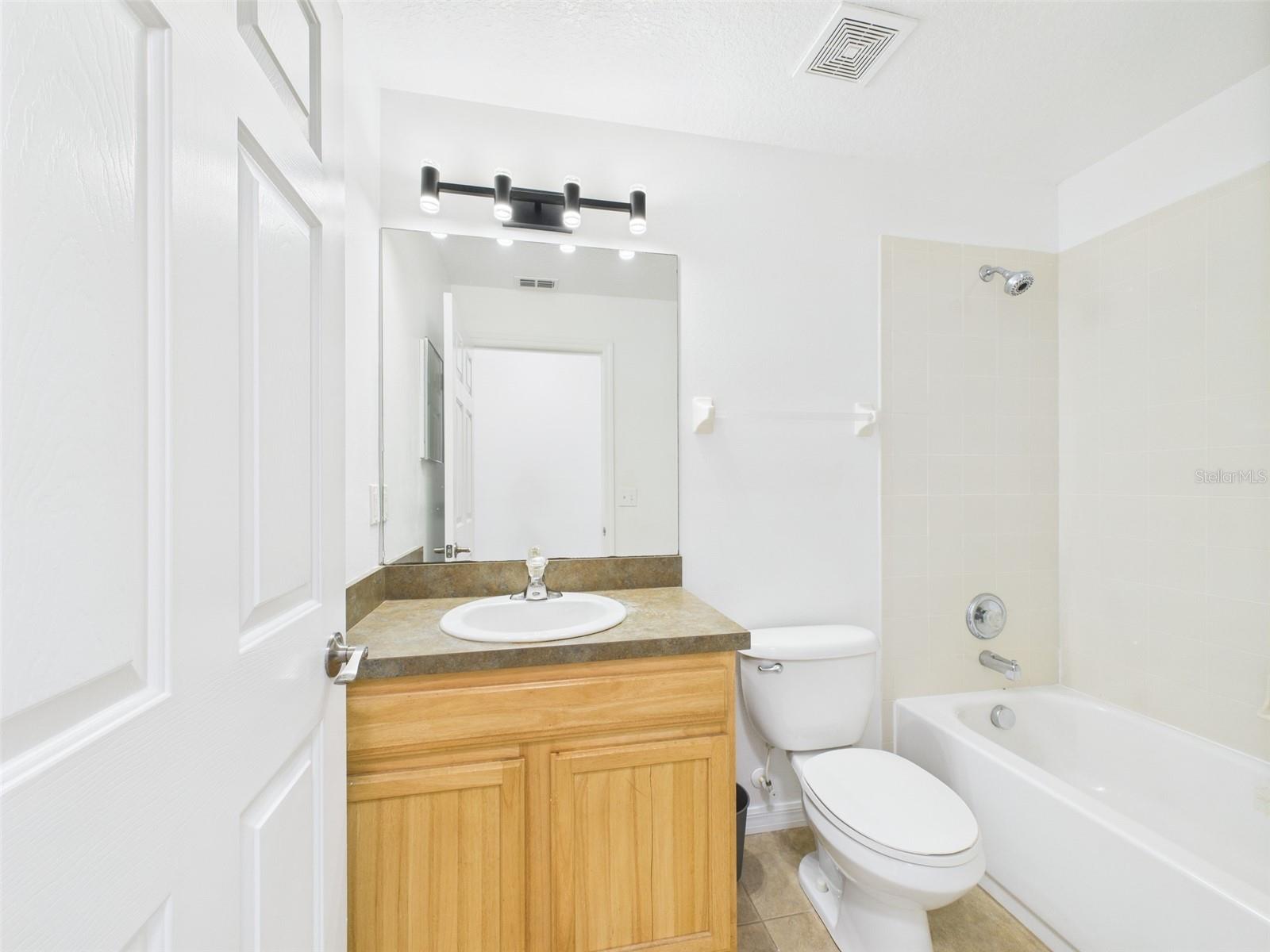 LAKEWOOD MANOR A B & D - Residential