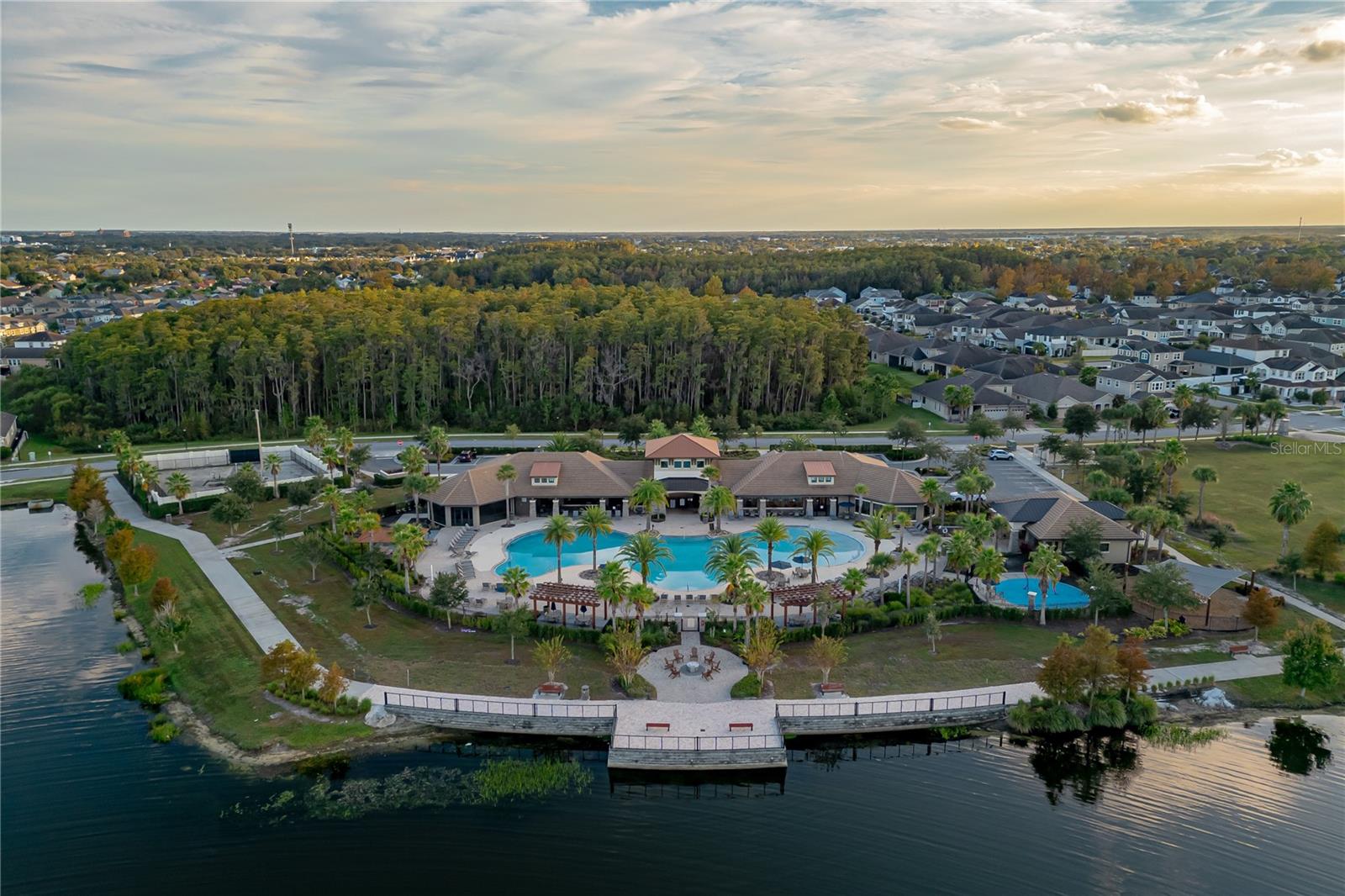 TAPESTRY PH 5 - Residential