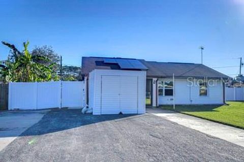 A home in ZEPHYRHILLS