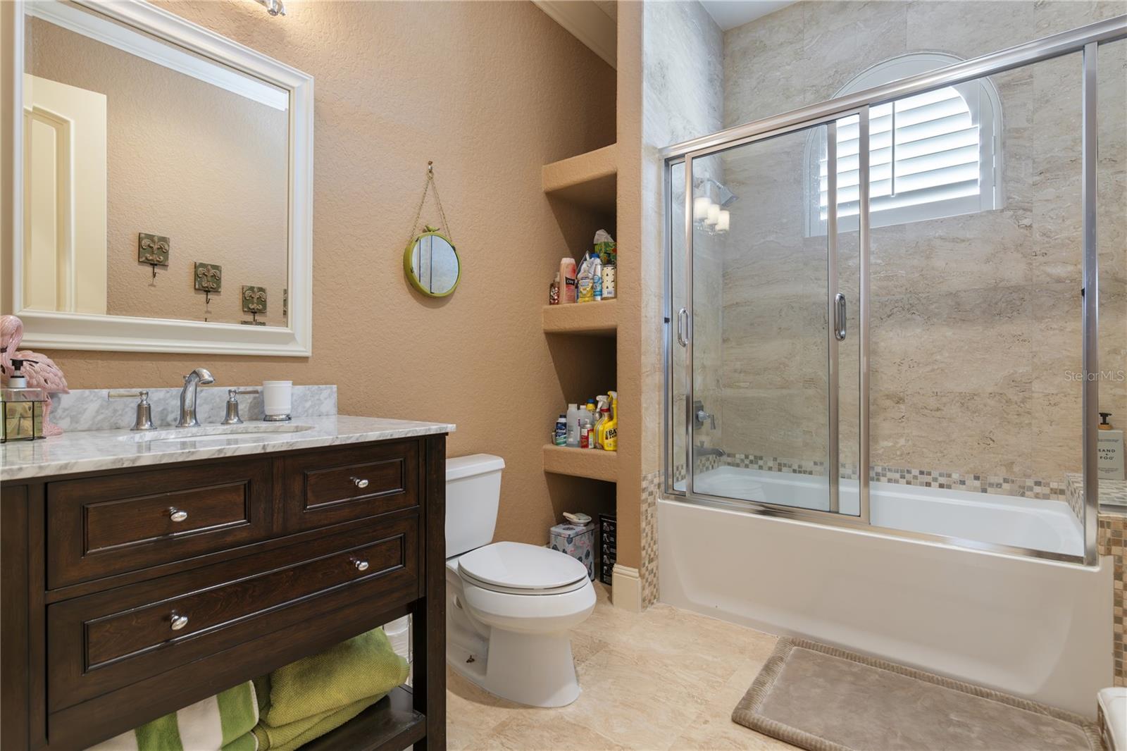 CHAINE DU LAC - Residential