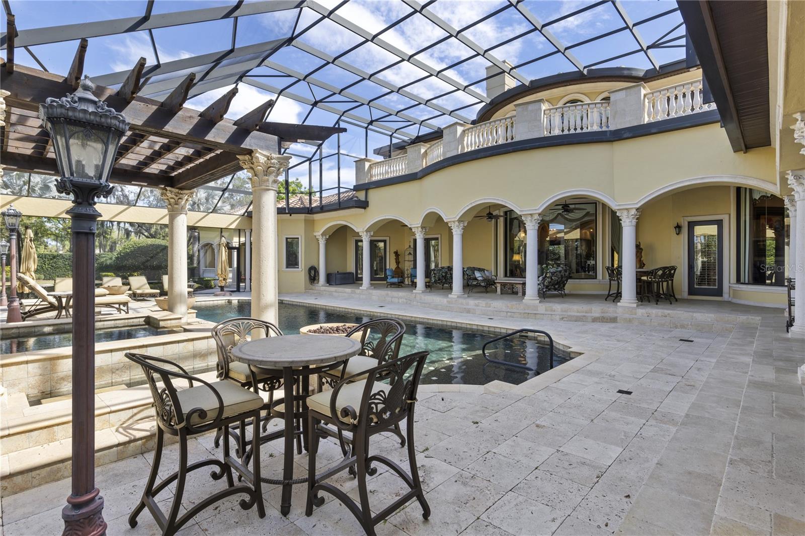 CHAINE DU LAC - Residential