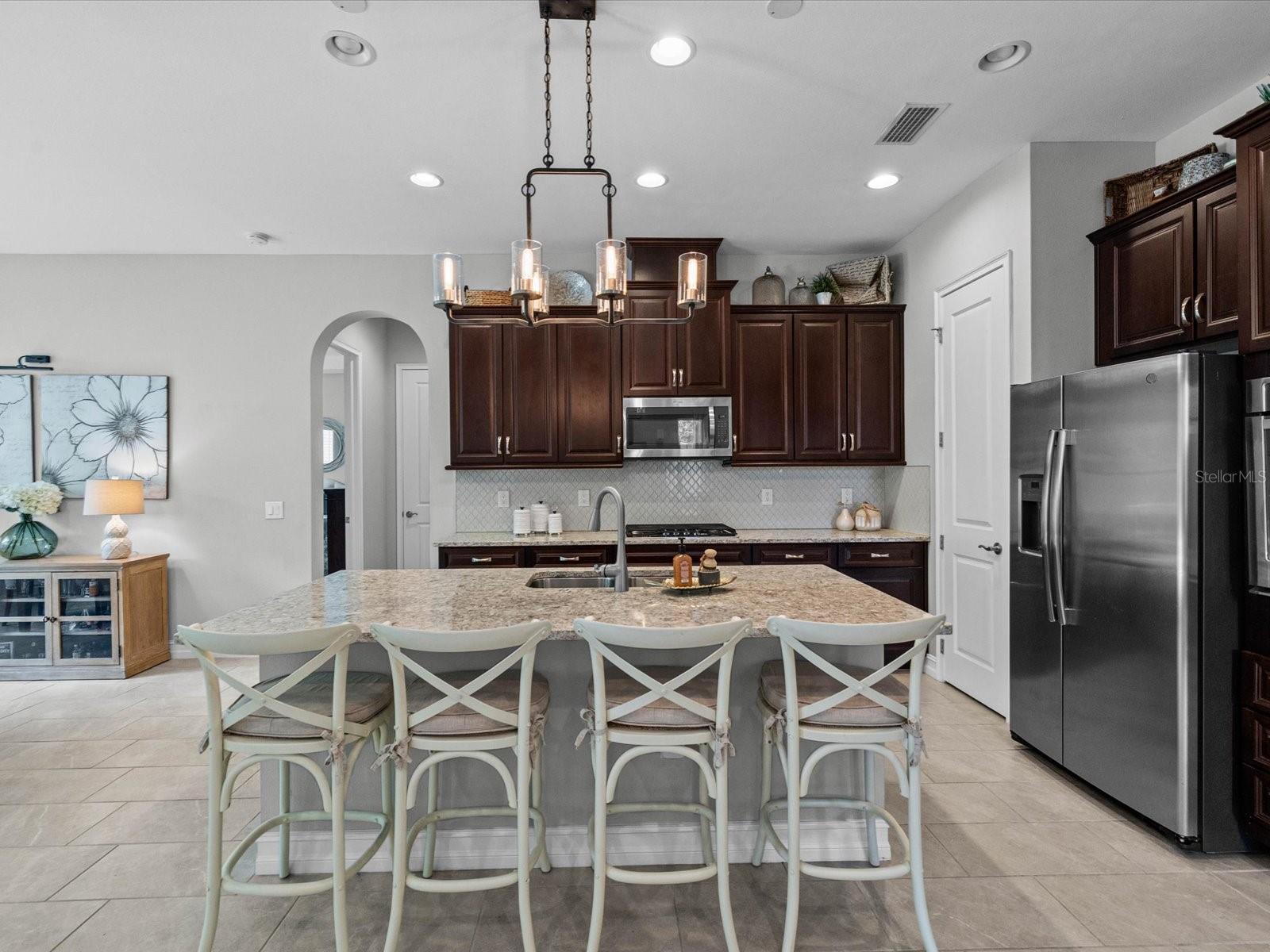 PROMENADE AT LAKE PARK PH - Residential