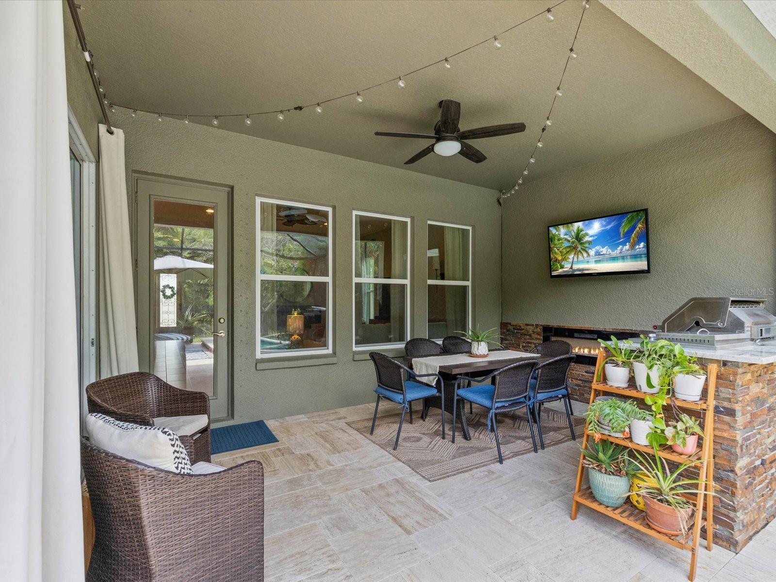 PROMENADE AT LAKE PARK PH - Residential