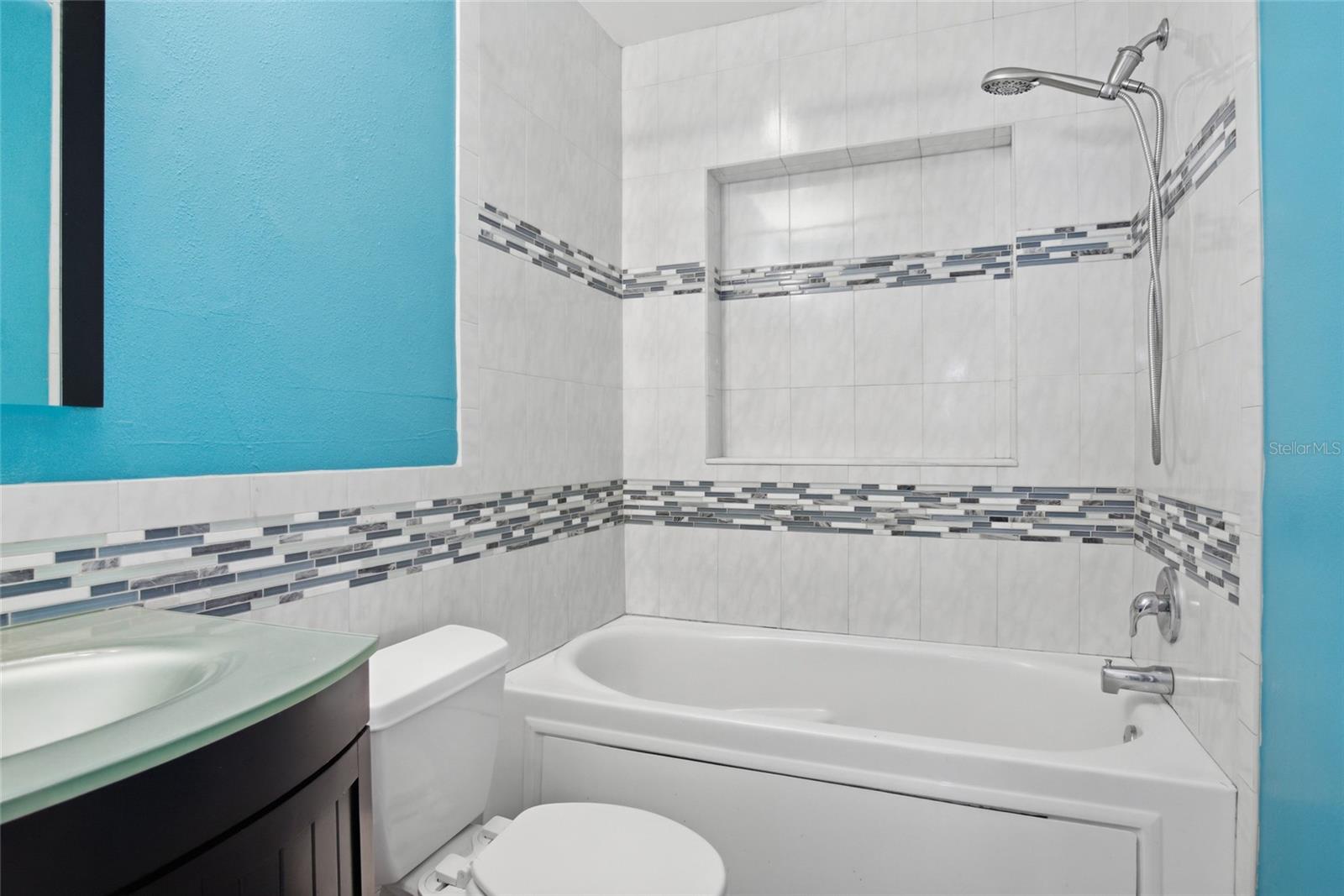 WINTER PARK ESTATES - Residential