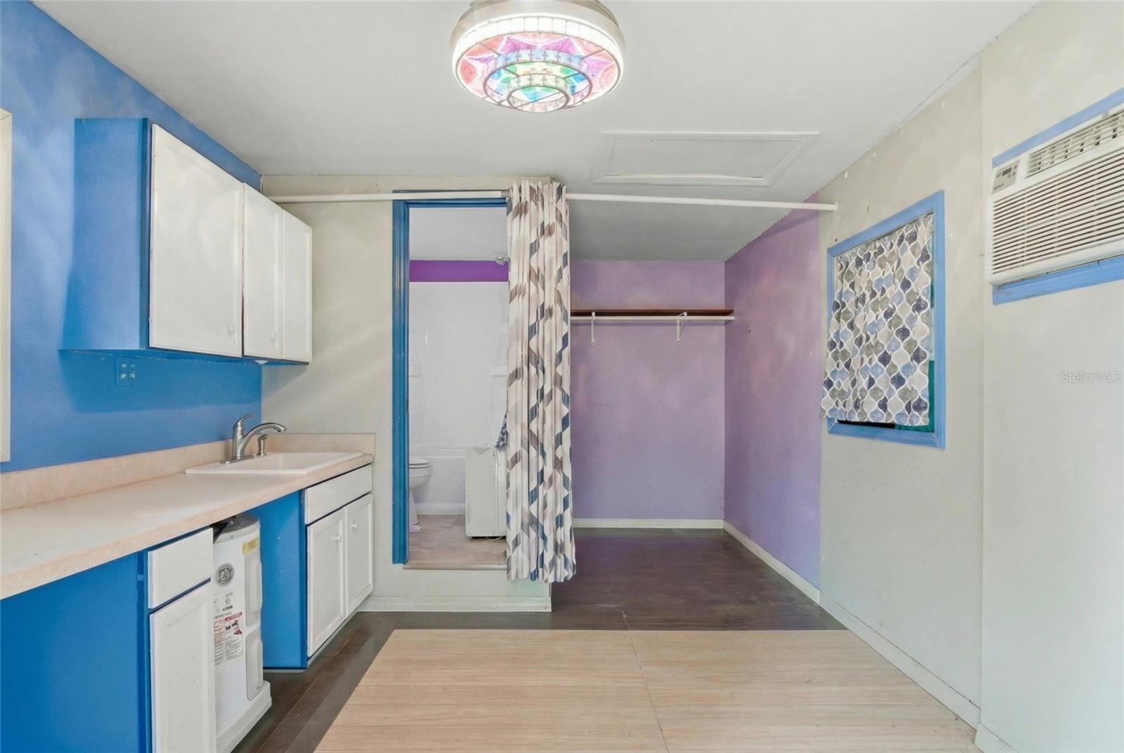 WINTER PARK ESTATES - Residential