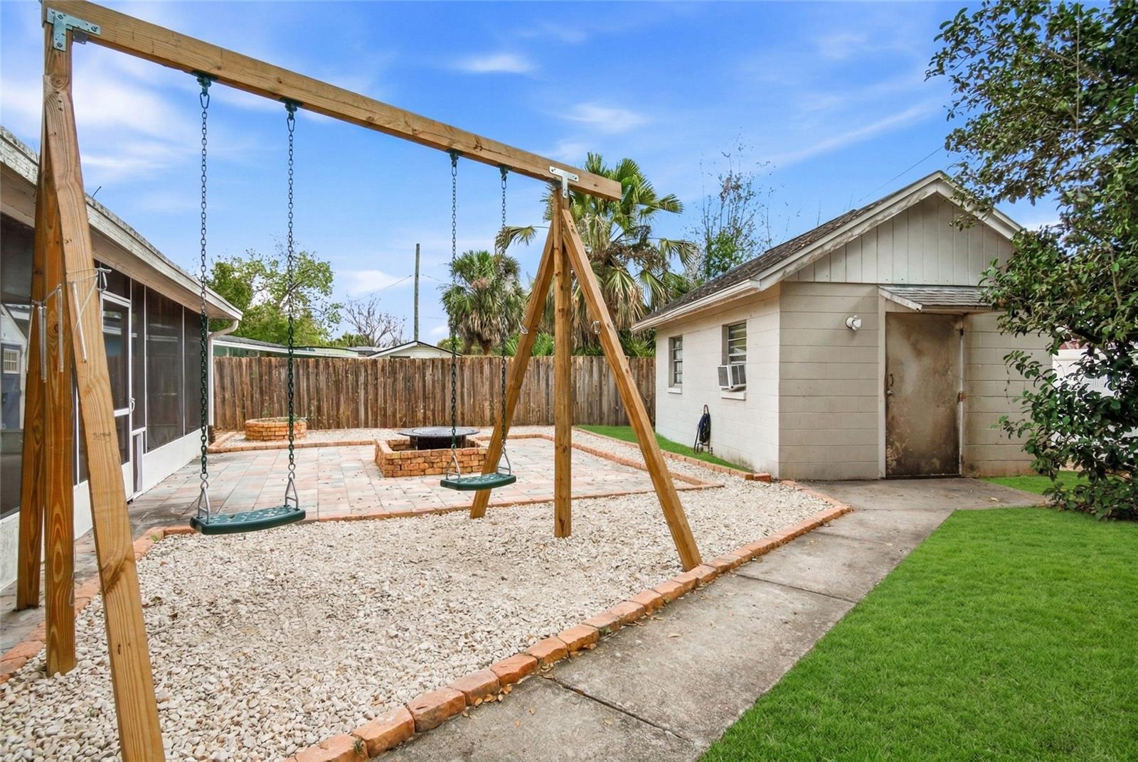 WINTER PARK ESTATES - Residential