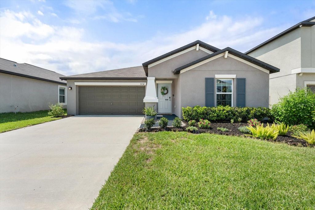 Photo of 9734 Lemon Drop Loop, Sun City Center, FL 33573 (MLS # A4616277)