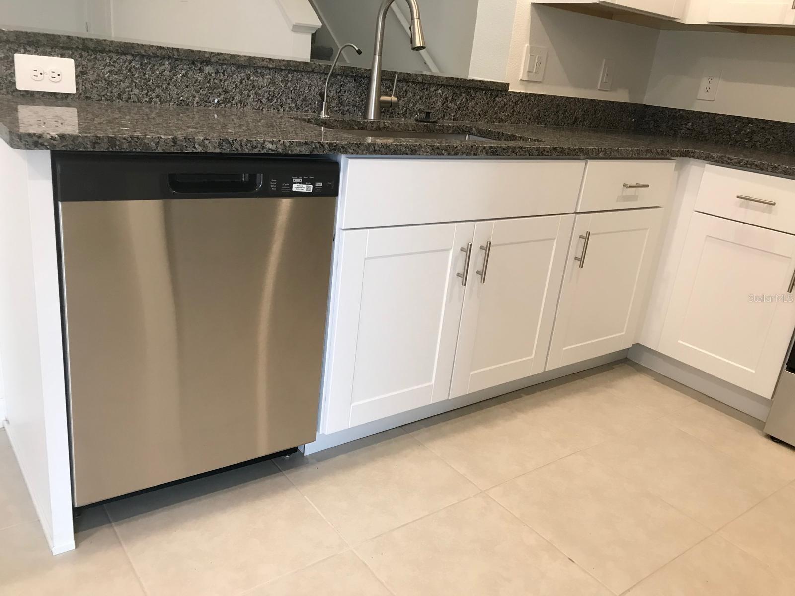 MIRADA TOWNHOMES - Residential Lease