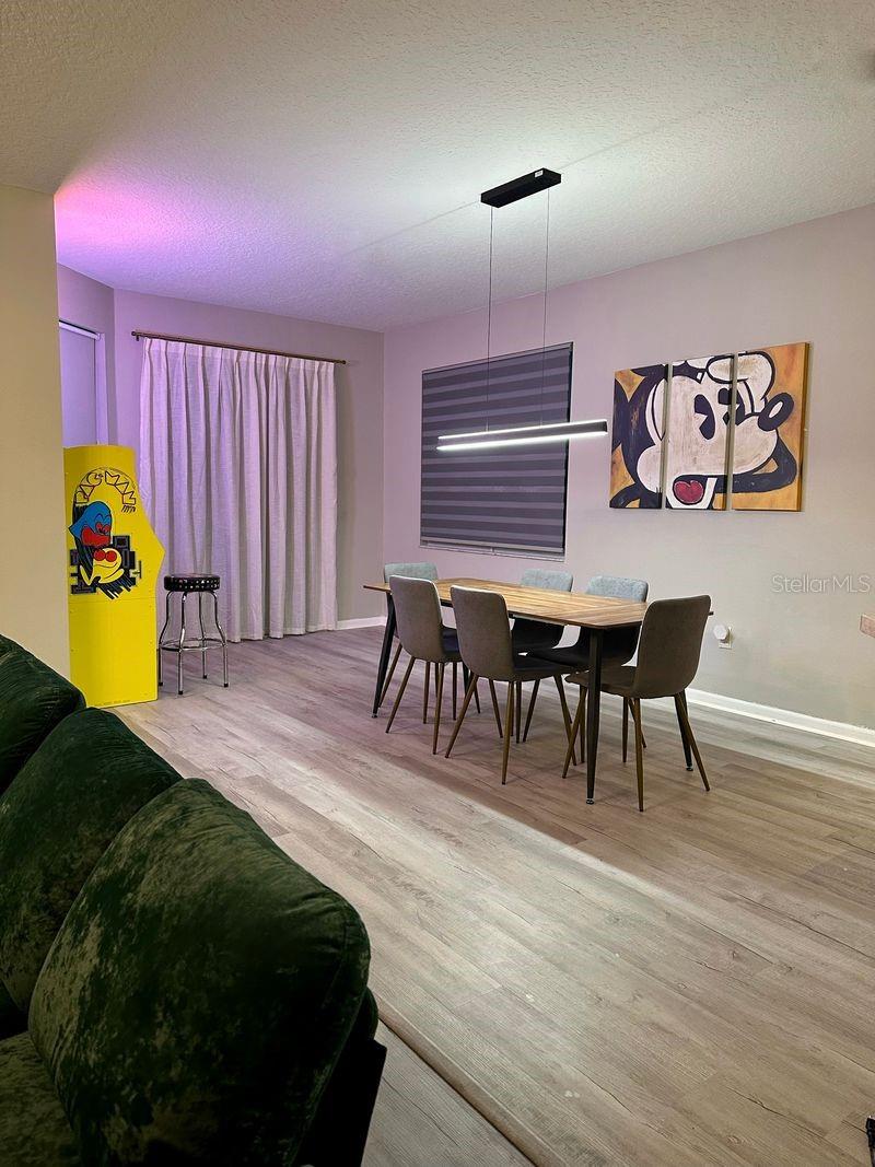 CALABAY PARC AT TOWER LAKE PH 02 - Residential Lease