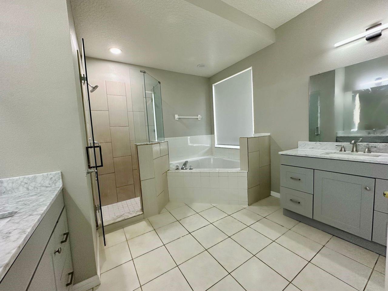 CALABAY PARC AT TOWER LAKE PH 02 - Residential Lease
