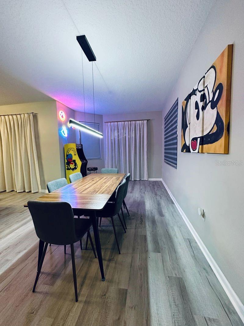 CALABAY PARC AT TOWER LAKE PH 02 - Residential Lease