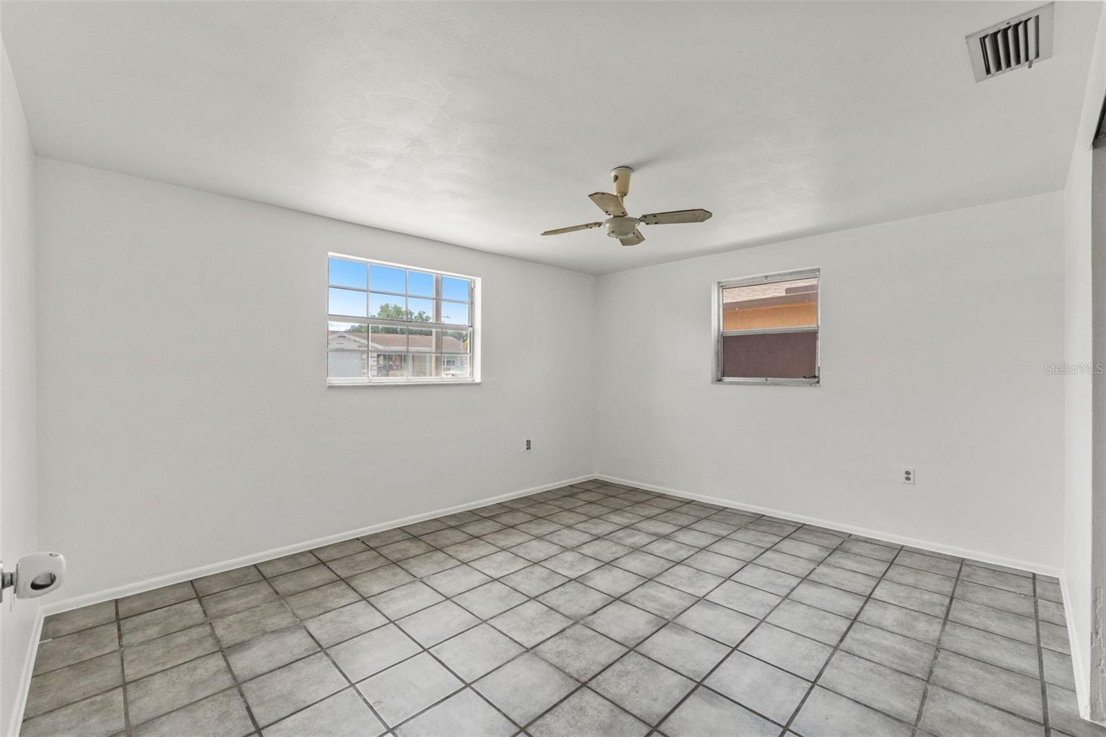 HOLIDAY LAKE ESTATES - Residential