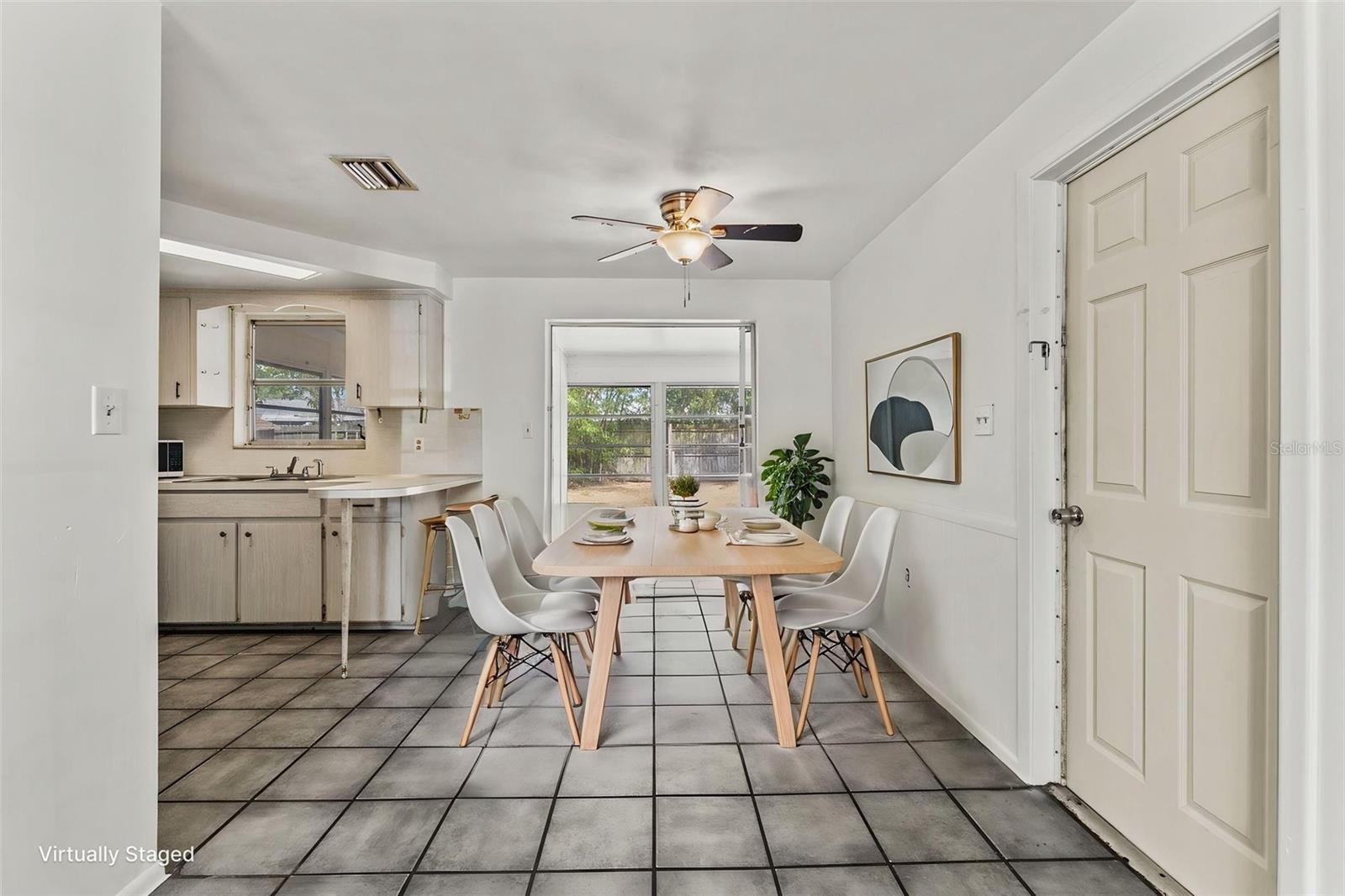 HOLIDAY LAKE ESTATES - Residential