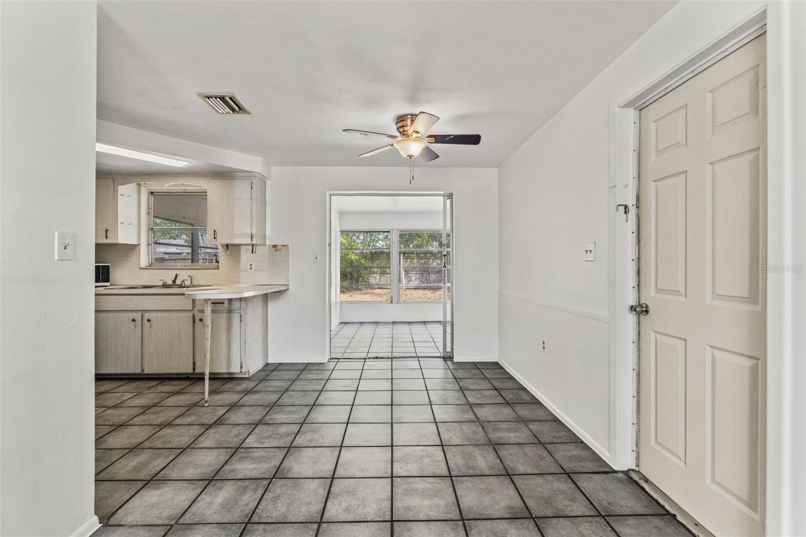 HOLIDAY LAKE ESTATES - Residential