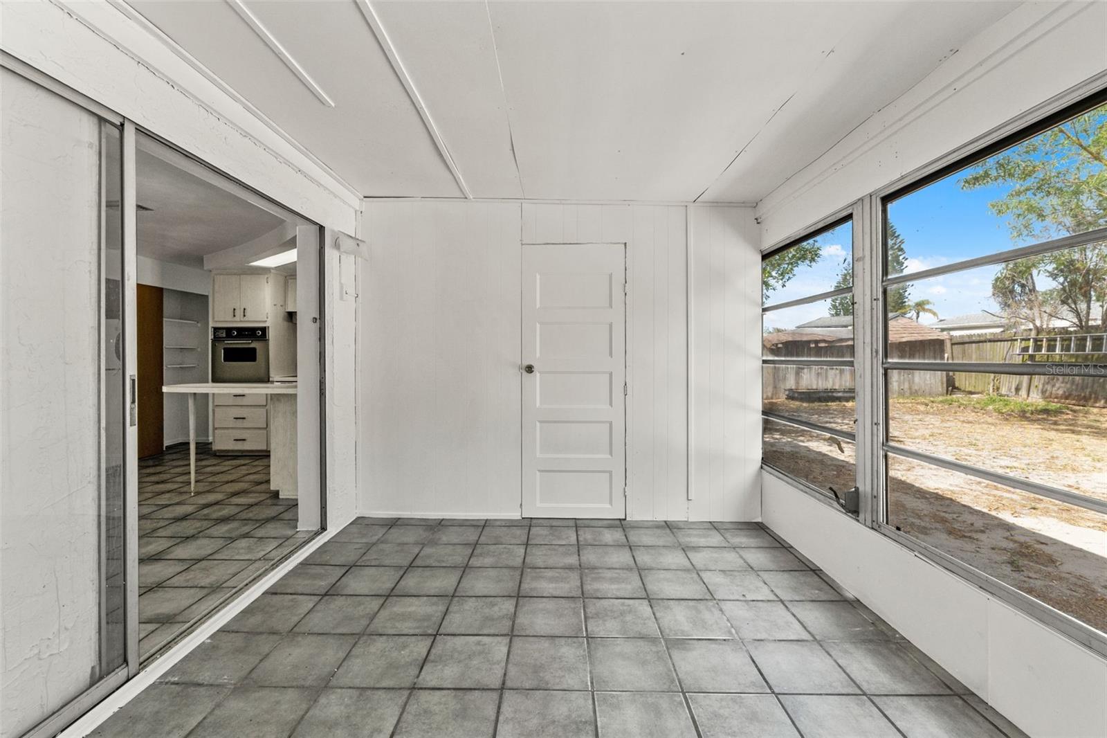 HOLIDAY LAKE ESTATES - Residential