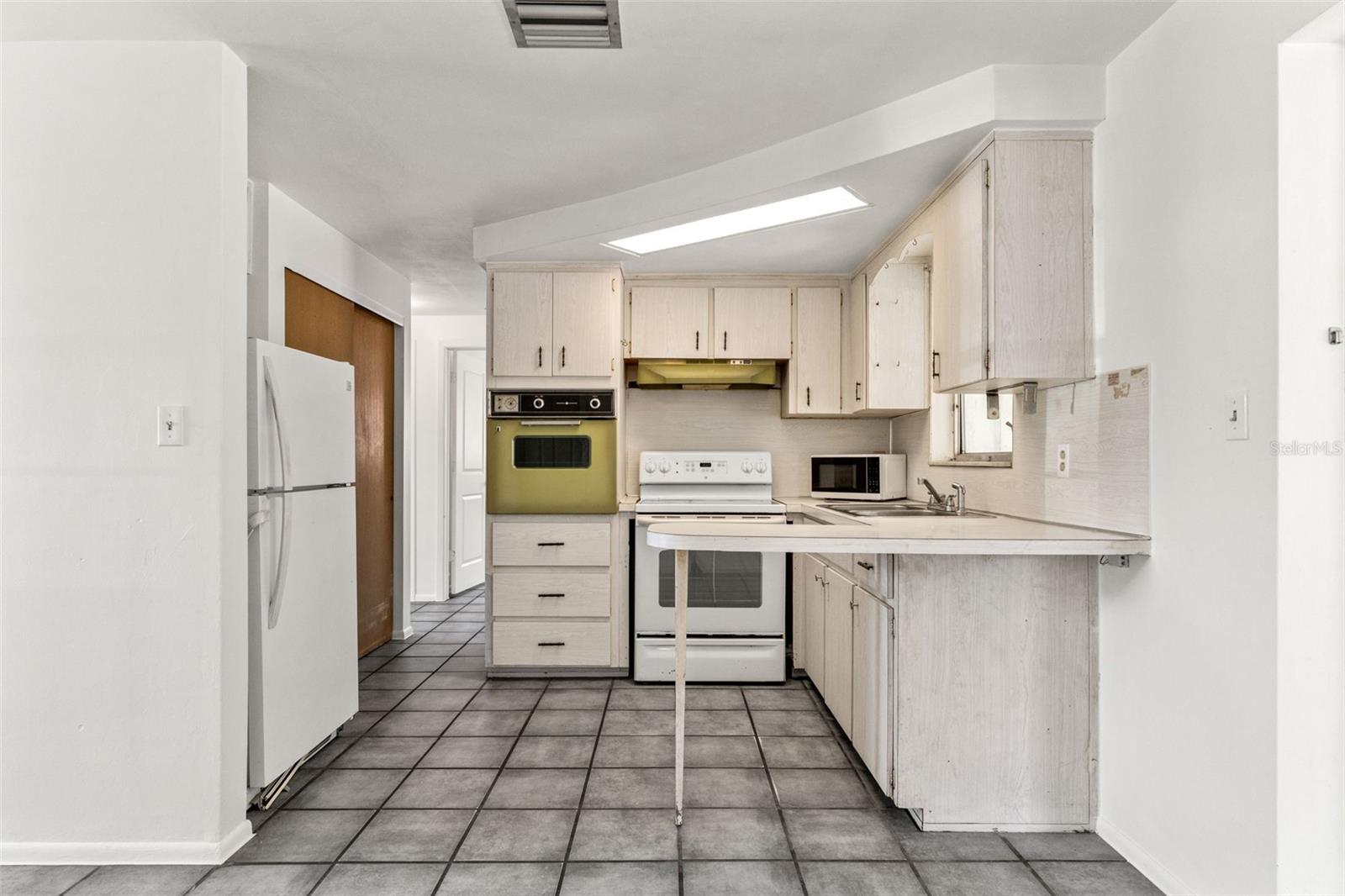 HOLIDAY LAKE ESTATES - Residential