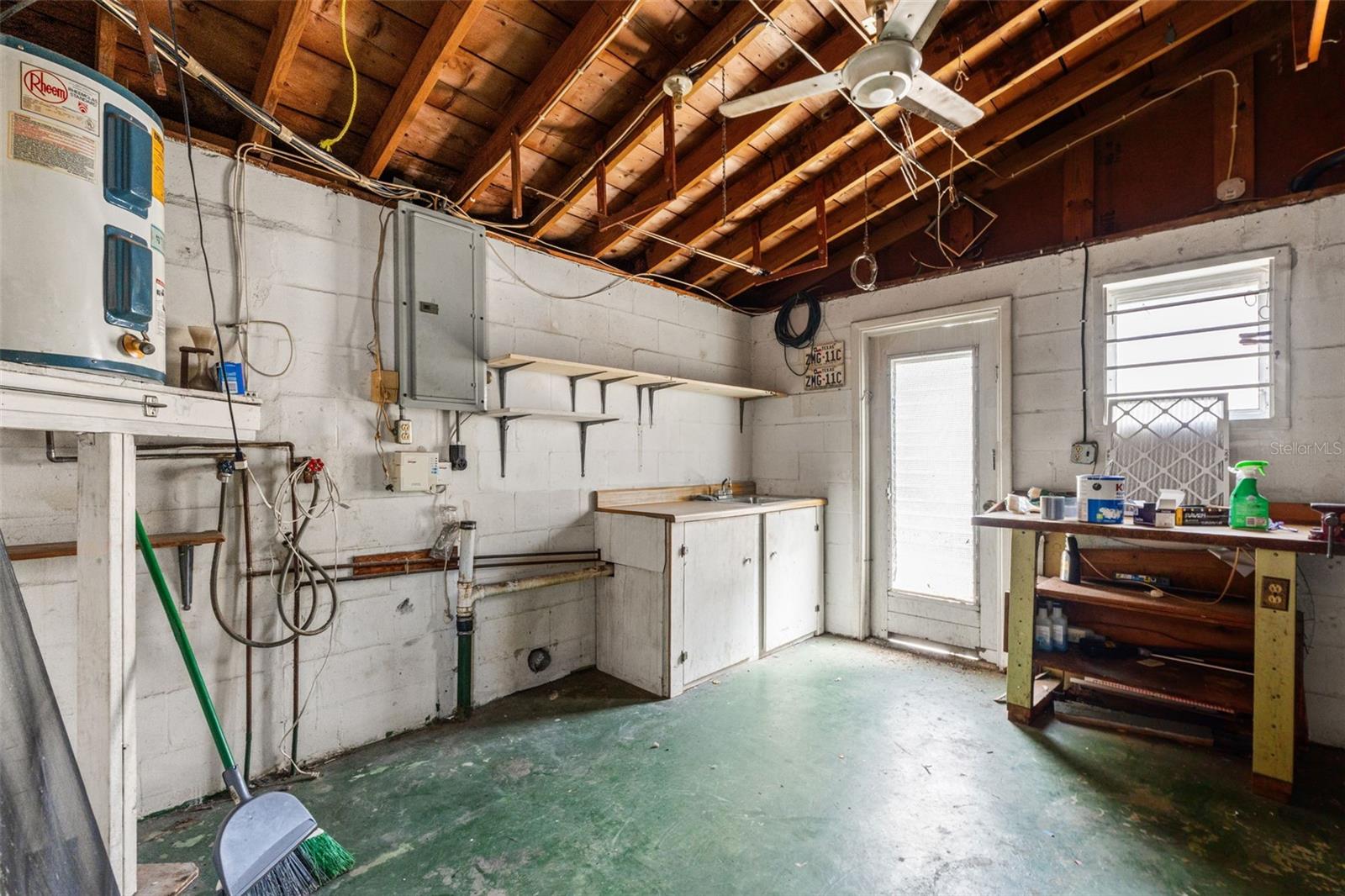 HOLIDAY LAKE ESTATES - Residential