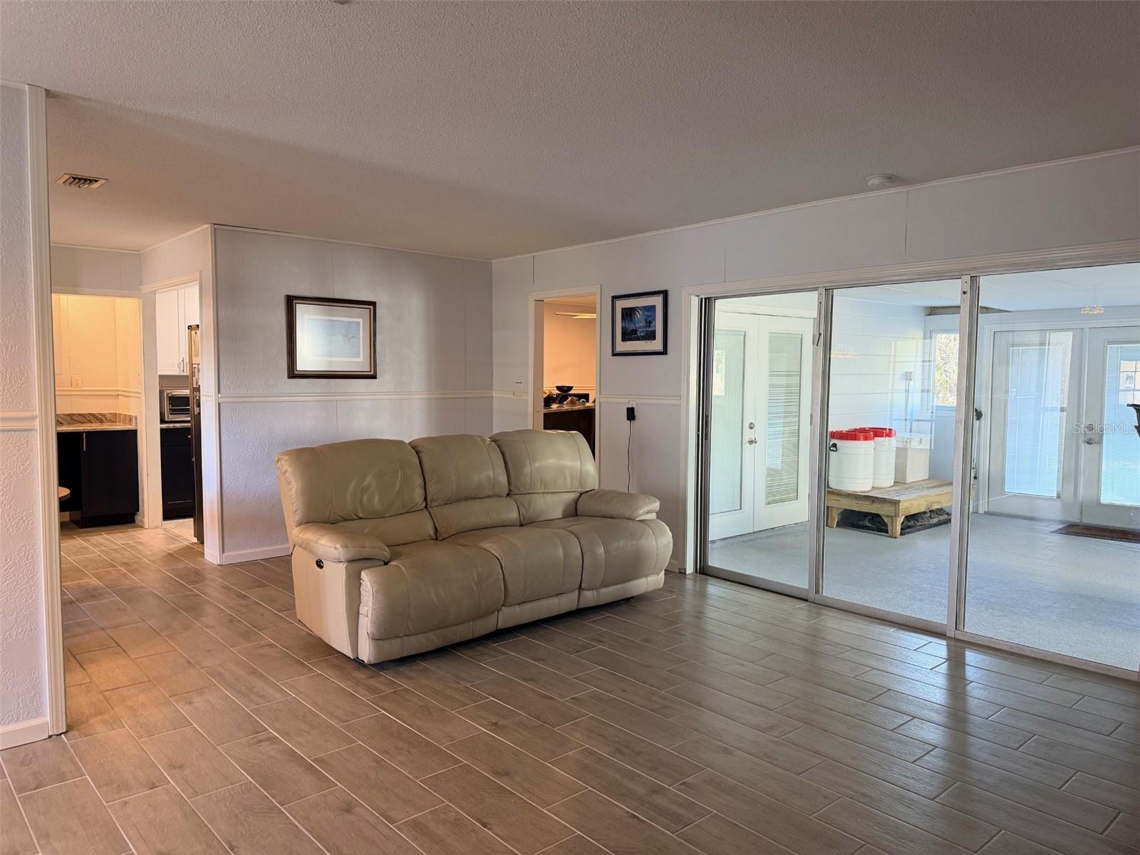WATERWAY ESTATE 3 - Residential
