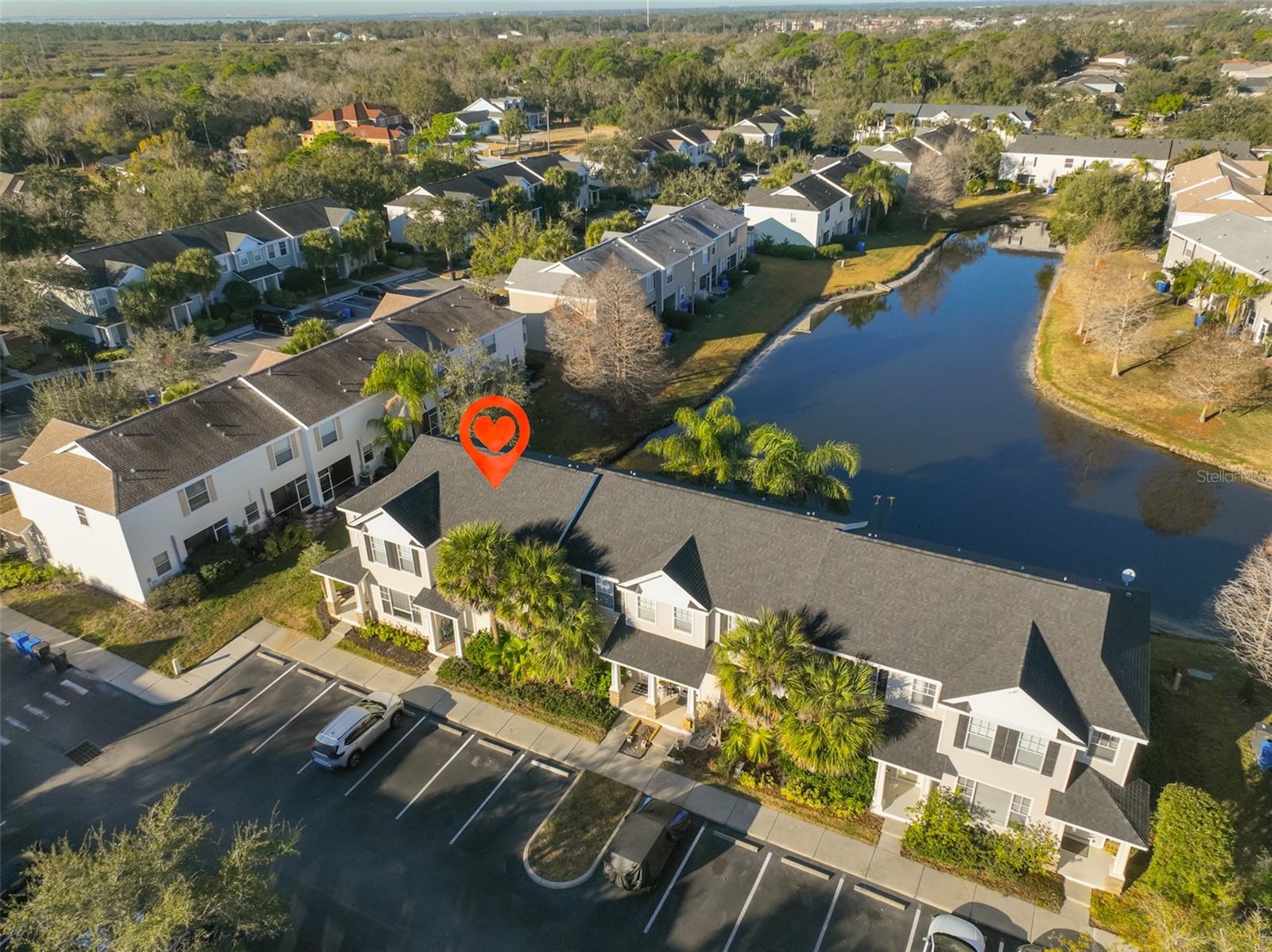 COUNTRY CHASE - Residential