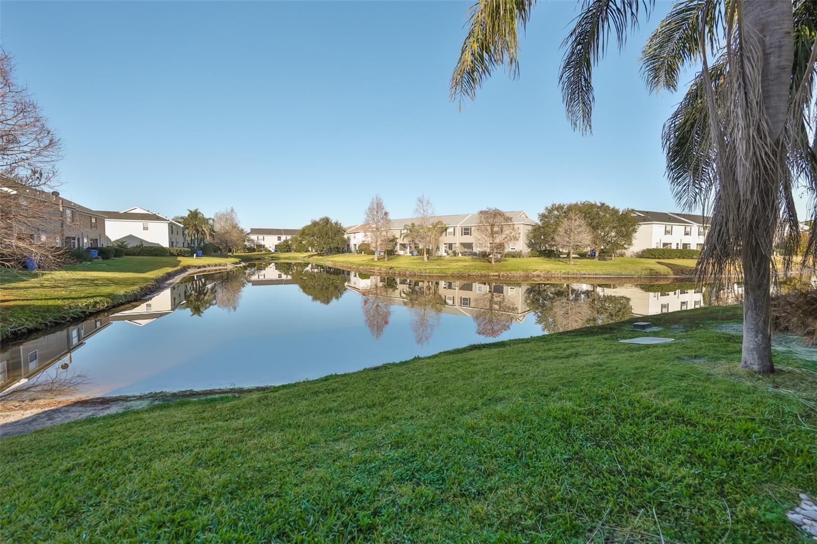 COUNTRY CHASE - Residential