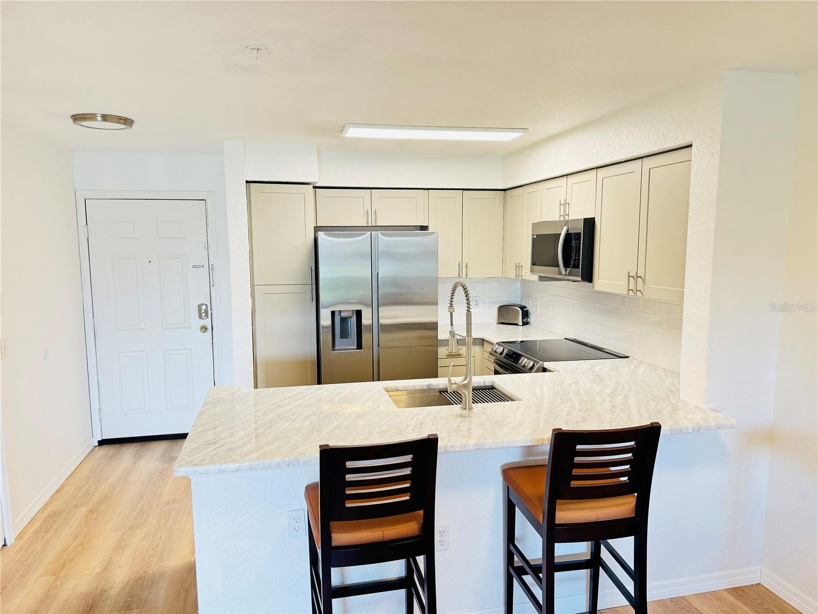 14037 FAIRWAY ISLAND DRIVE 233