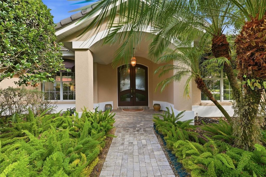 Photo of 108 Lake Region Boulevard N, Winter Haven, FL 33881 (MLS # L4957549)