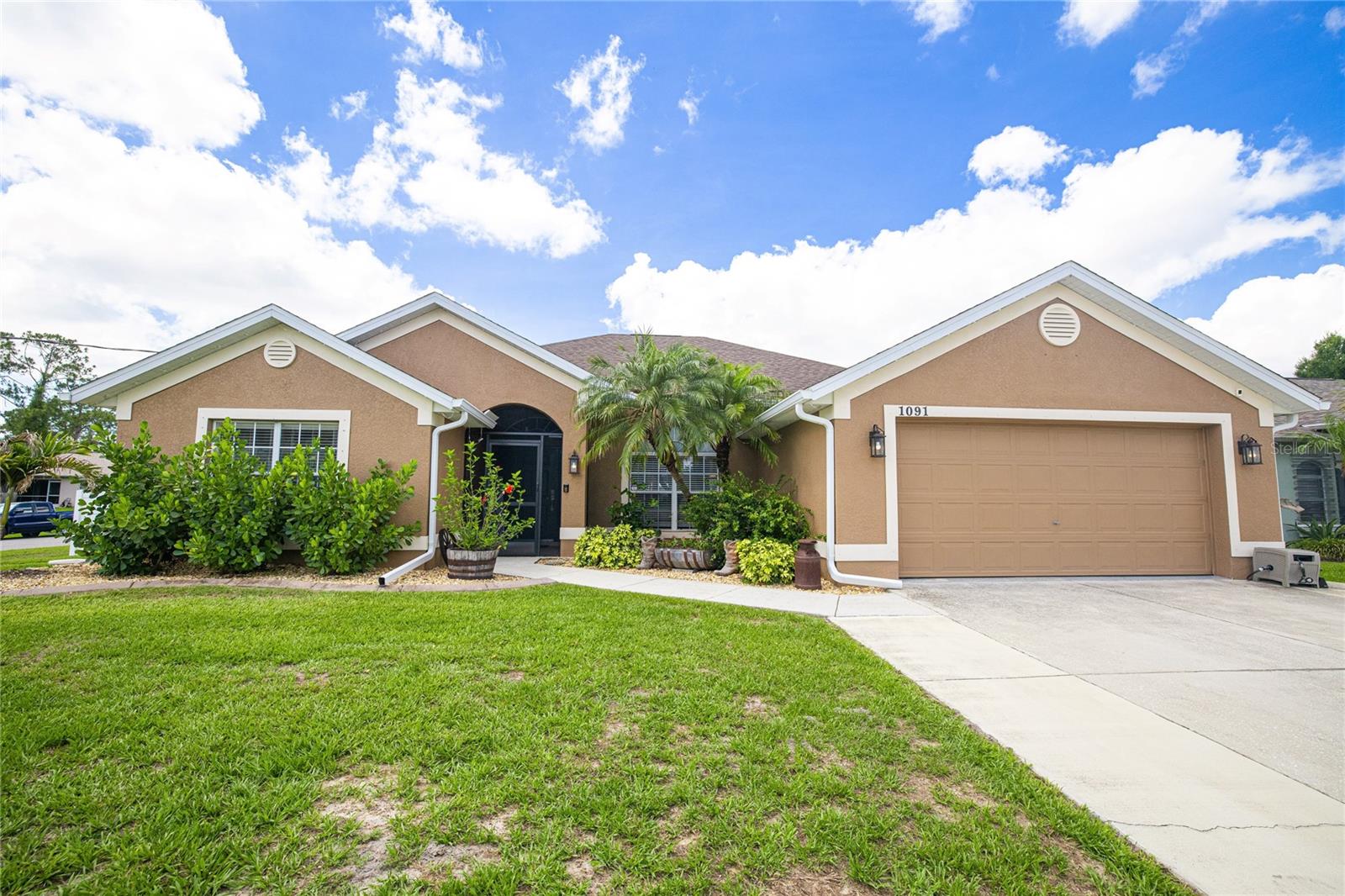 1091 COMFORT LANE