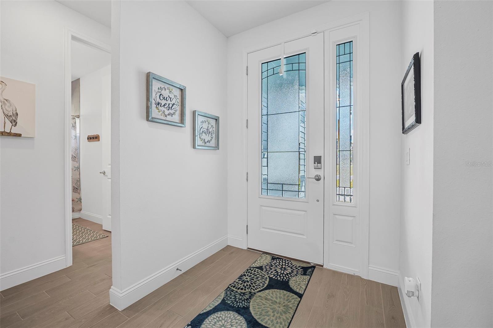 2128 RAGLAN CIRCLE