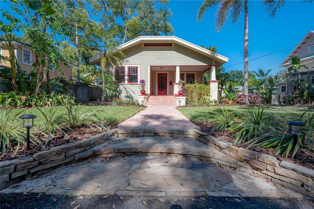 Photo of 316 E Clifton Street, Tampa, FL 33604 (MLS # TB8452406)