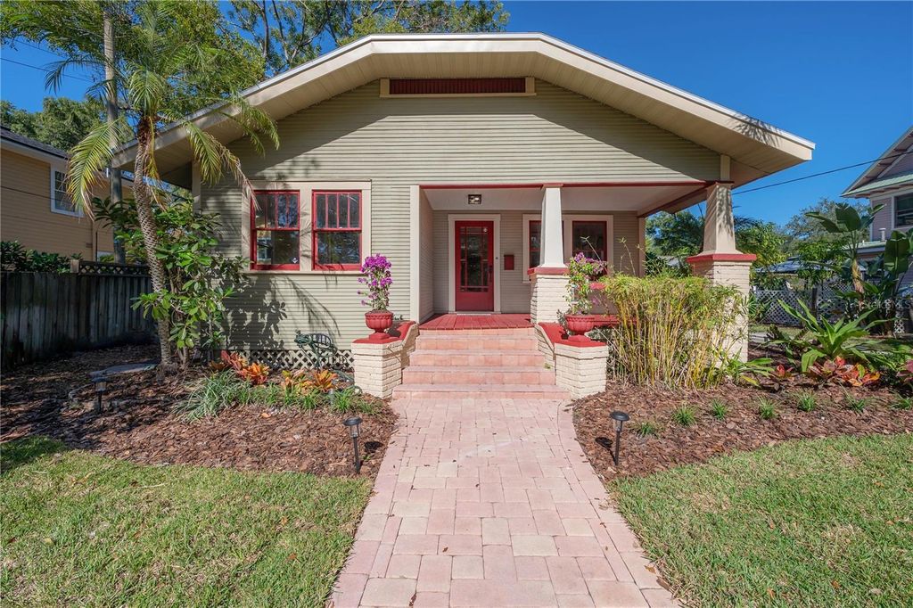 Photo of 316 E Clifton Street, Tampa, FL 33604 (MLS # TB8452406)