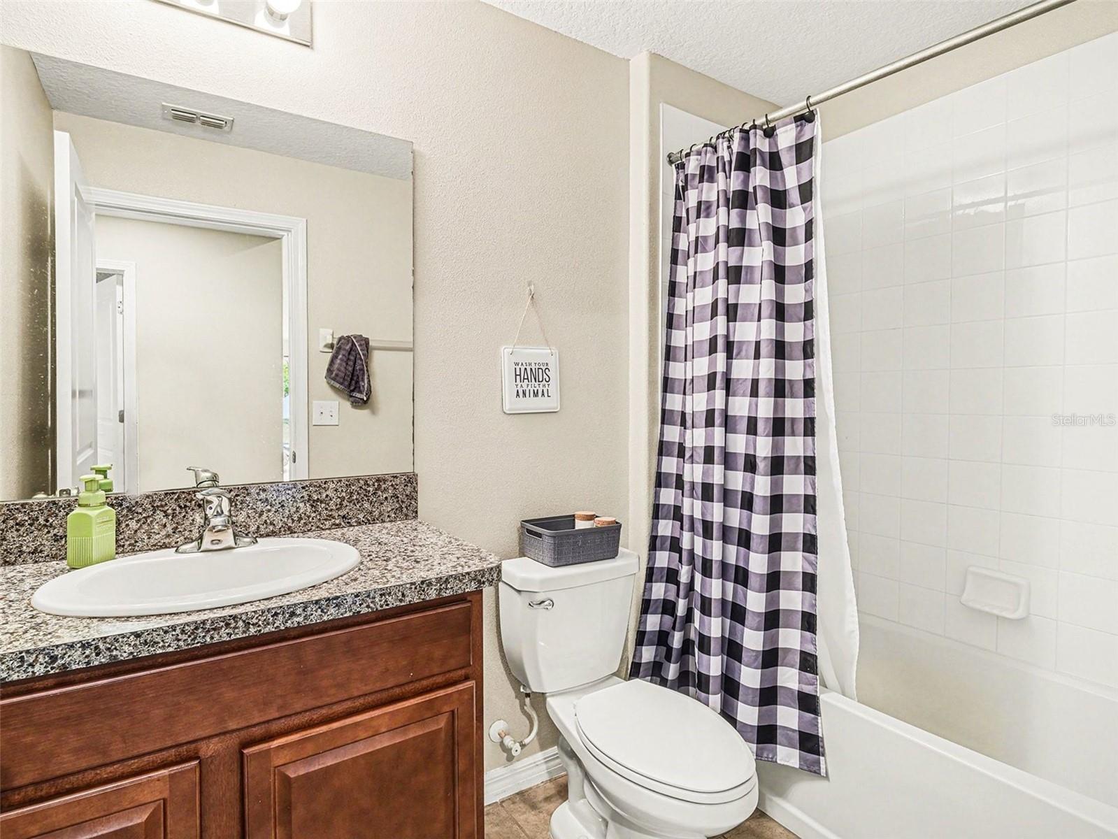 SUNSHINE VILLAGE PH 3A & - Residential