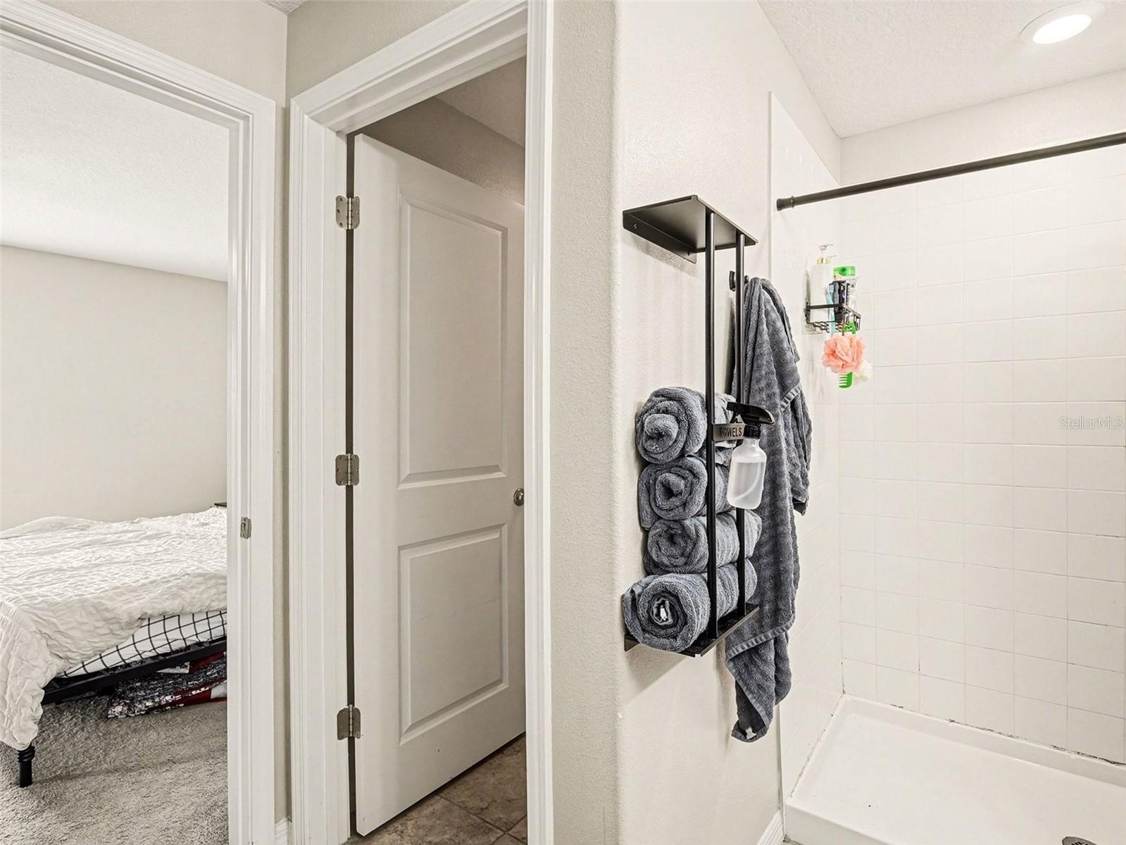 SUNSHINE VILLAGE PH 3A & - Residential