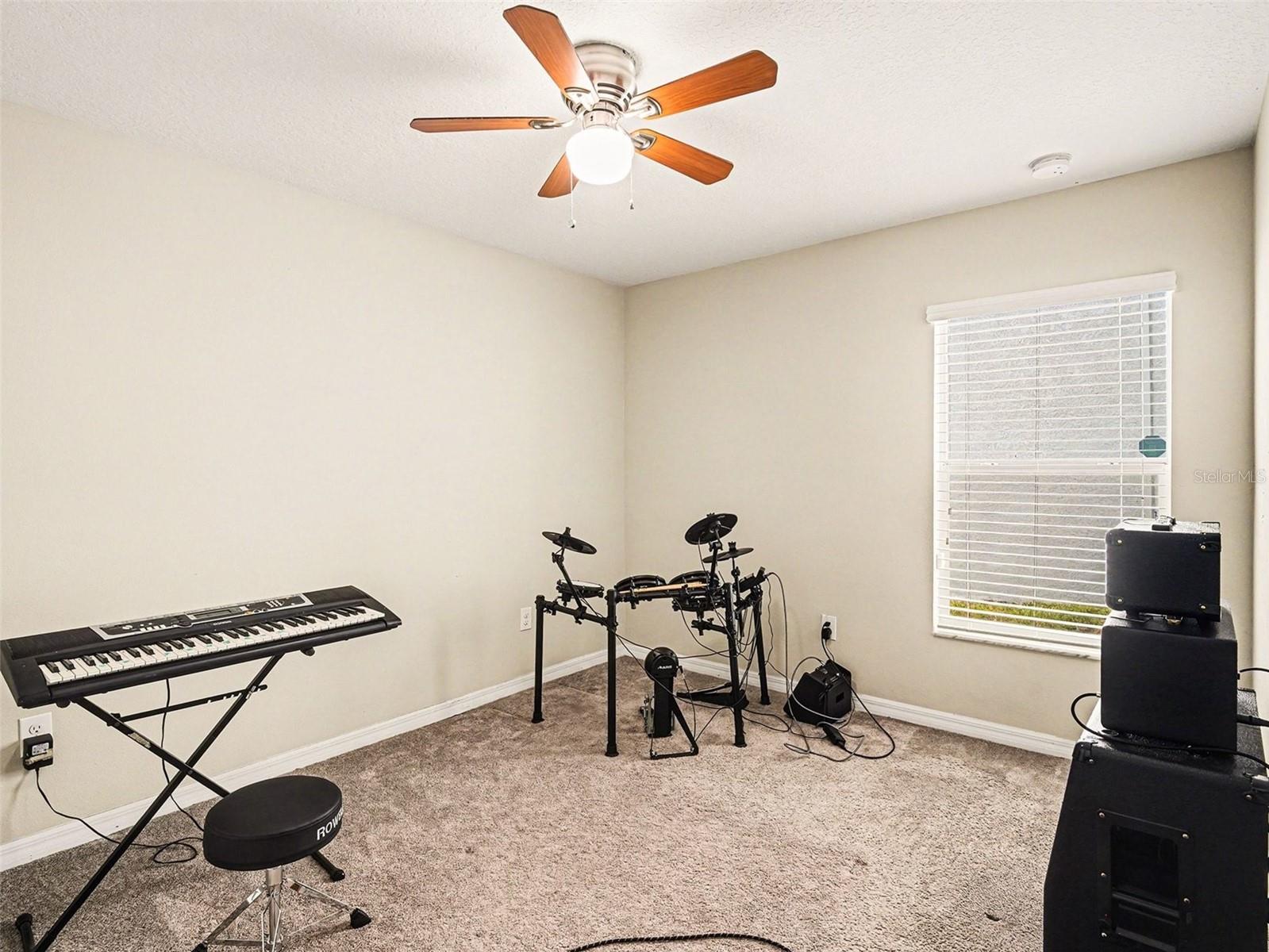 SUNSHINE VILLAGE PH 3A & - Residential