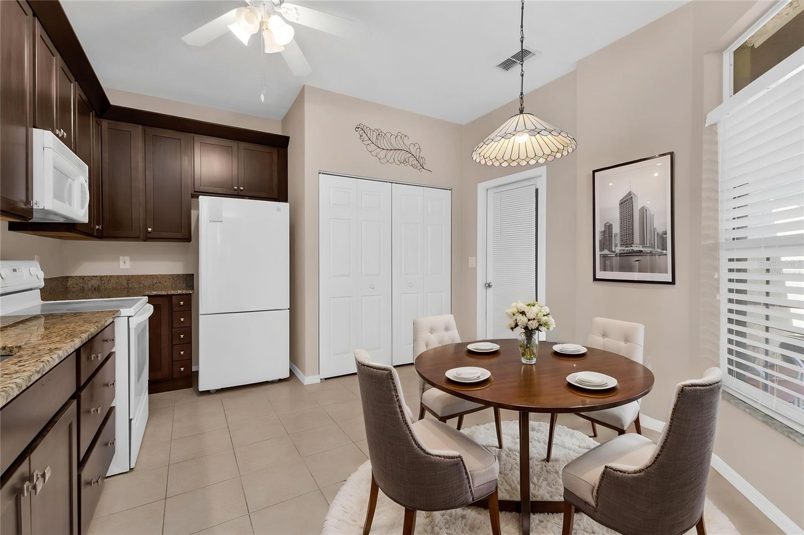 KINGS GATE PH 02 - Residential