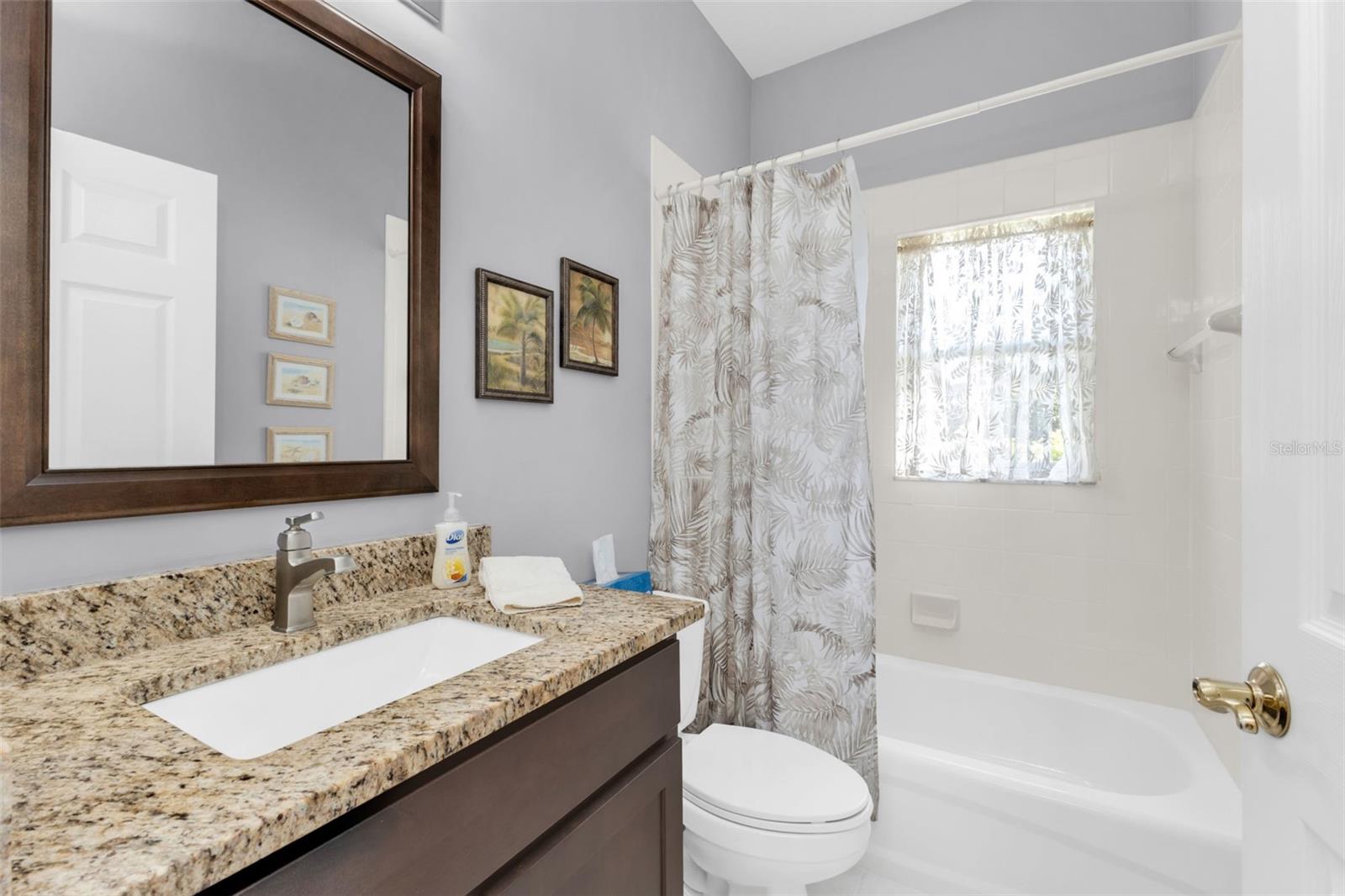 KINGS GATE PH 02 - Residential