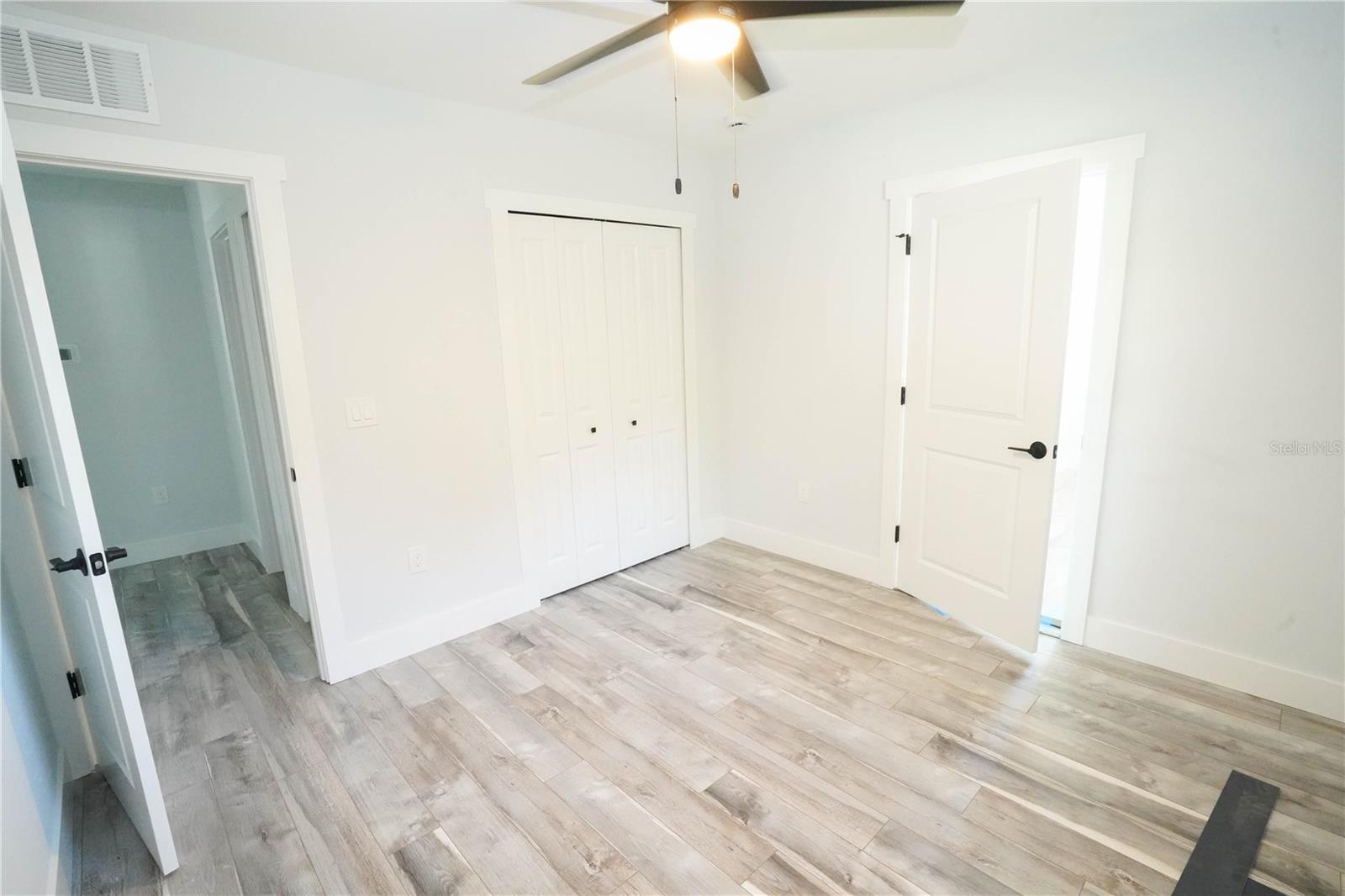 MARTIN MANOR SUB - Residential Lease