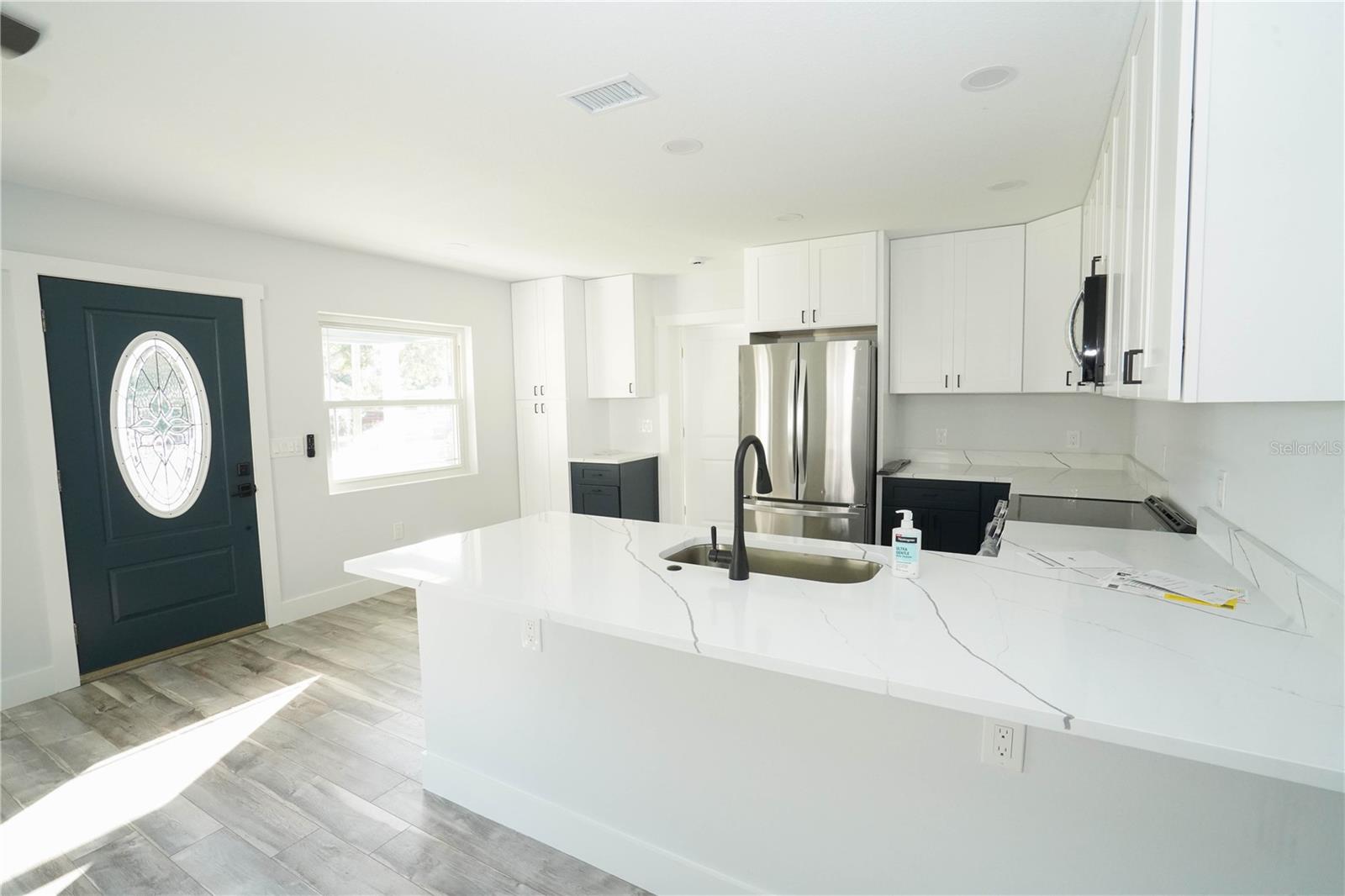 MARTIN MANOR SUB - Residential Lease