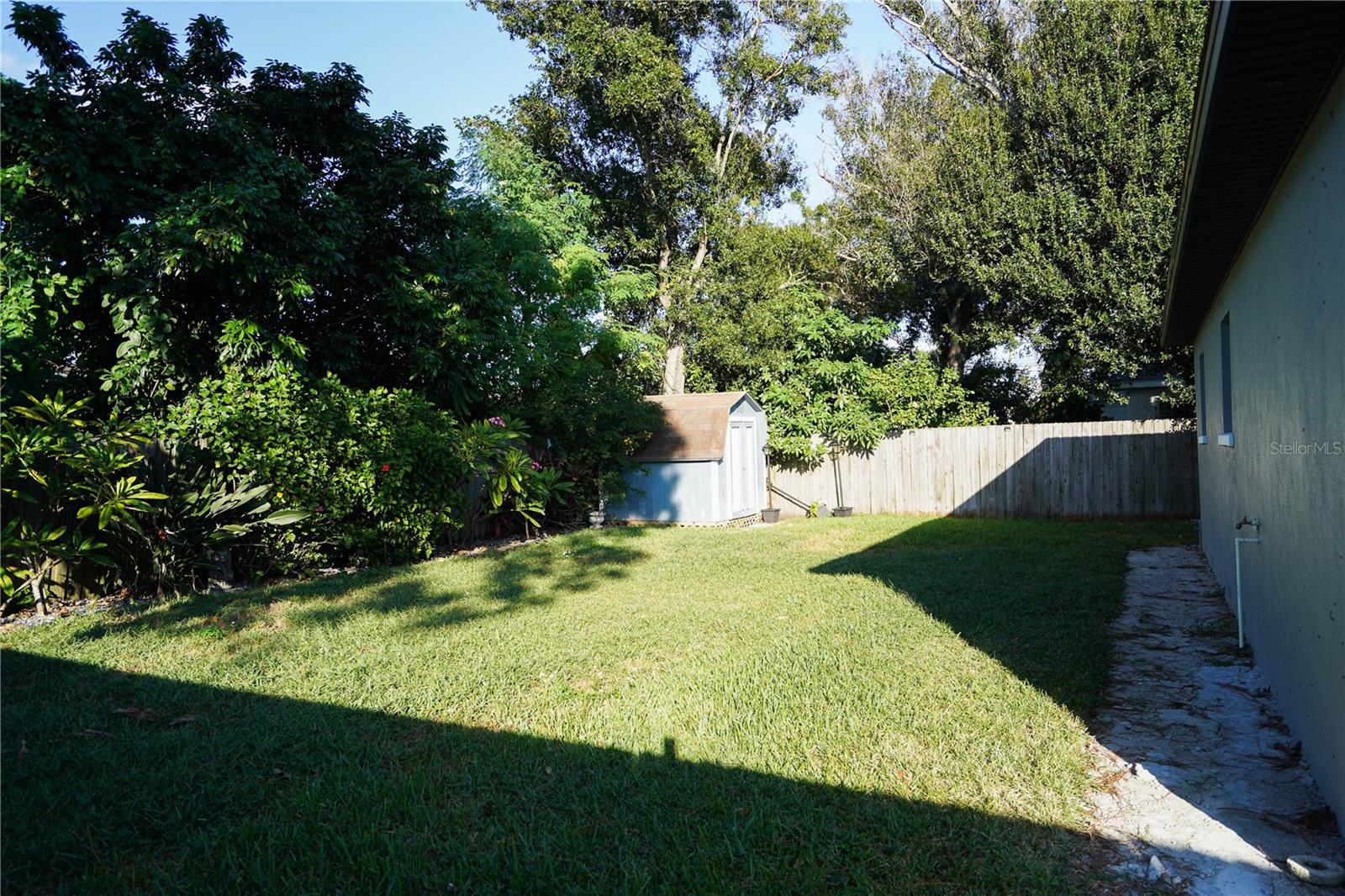 MARTIN MANOR SUB - Residential Lease