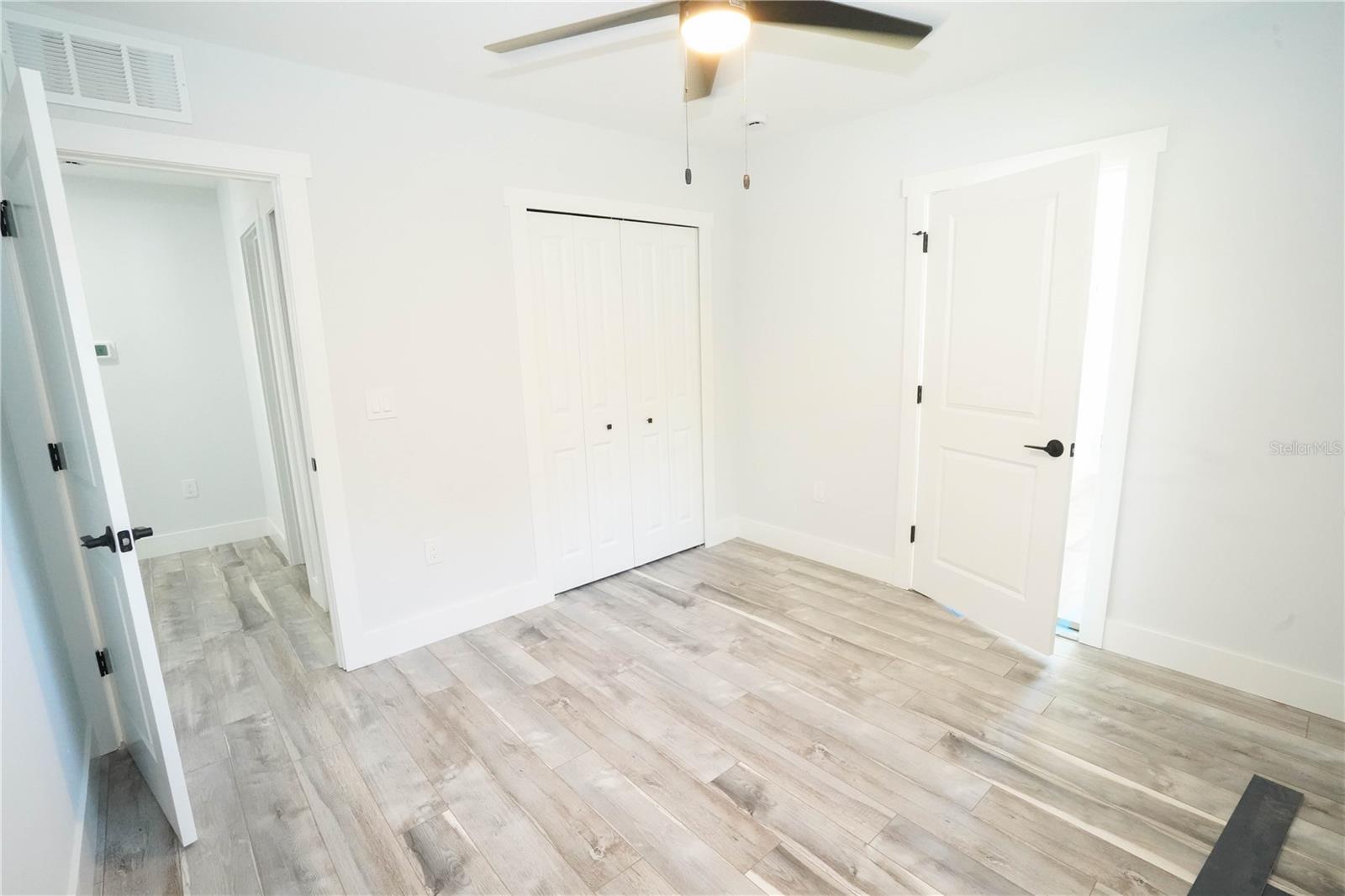 MARTIN MANOR SUB - Residential Lease