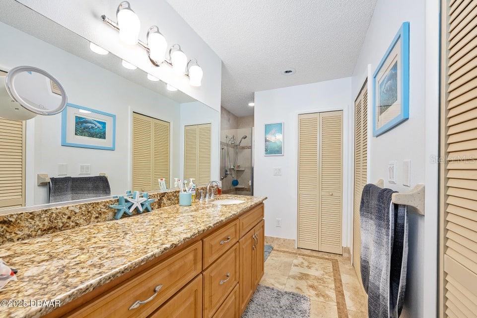 CROSSINGS - Residential