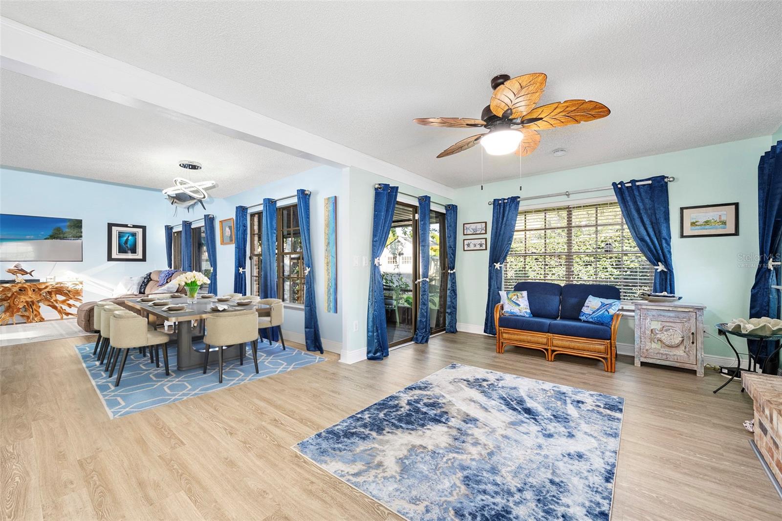 CROSSINGS - Residential